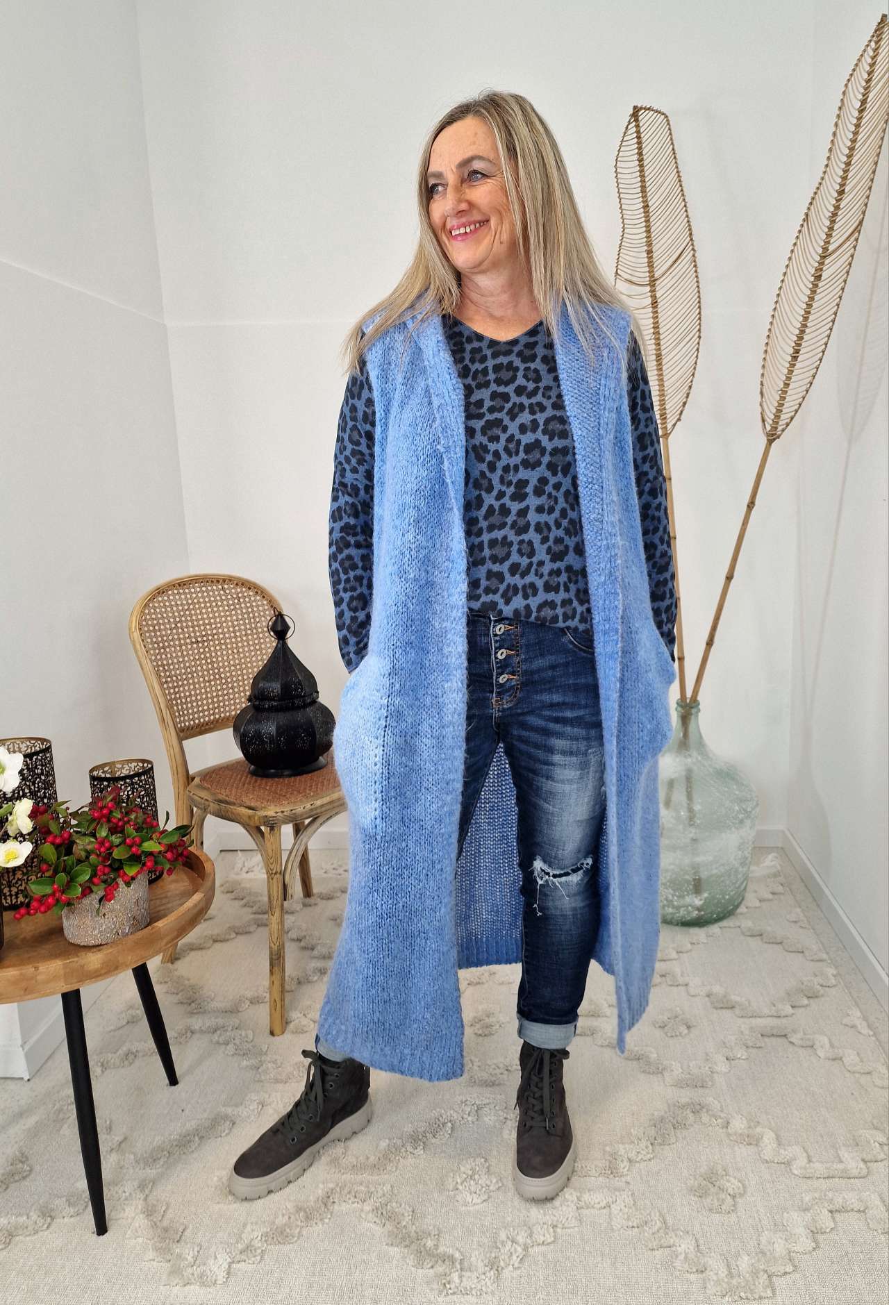 LIGHT KNIT LONGSLEEVE SHIRT MARIKA LEO BLAU Basic Langarm Pullover Leopard Sweater Made in Italy 34-42 LIGHT KNIT LONGSLEEVE SHIRT MARIKA LEO BLAU Basic Langarm Pullover Leopard Sweater Made in Italy 34-42