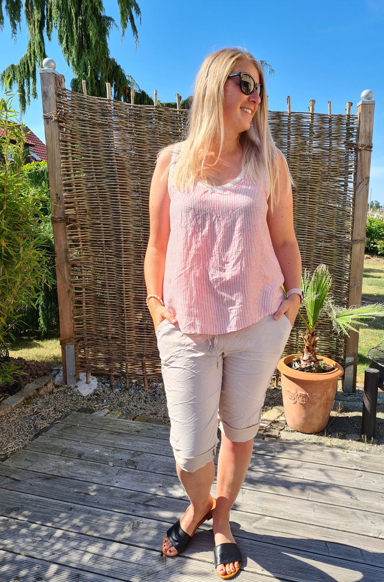 JOGPANT SHORTS SIMONE BEIGE 36-42 Made in Italy PANT kurze Hose Sommerhose Bermuda JOGPANT SHORTS SIMONE BEIGE 36-42 Made in Italy PANT kurze Hose Sommerhose Bermuda