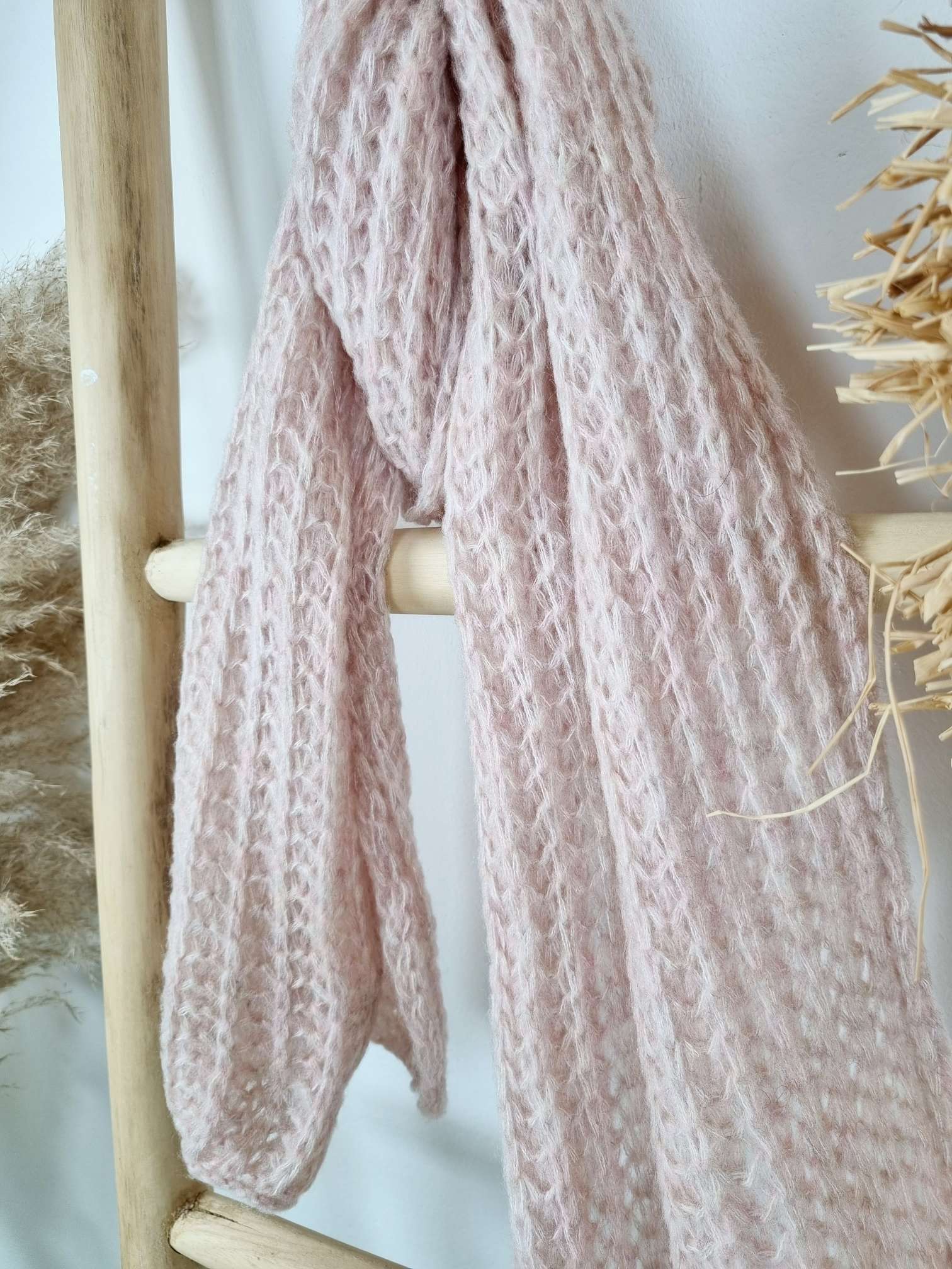 EDLER KUSCHEL SCHAL NEBRASKA Made in Italy leichter Strickschal aus Wolle Scarf versch. Farben EDLER KUSCHEL SCHAL NEBRASKA Made in Italy leichter Strickschal aus Wolle Scarf versch. Farben