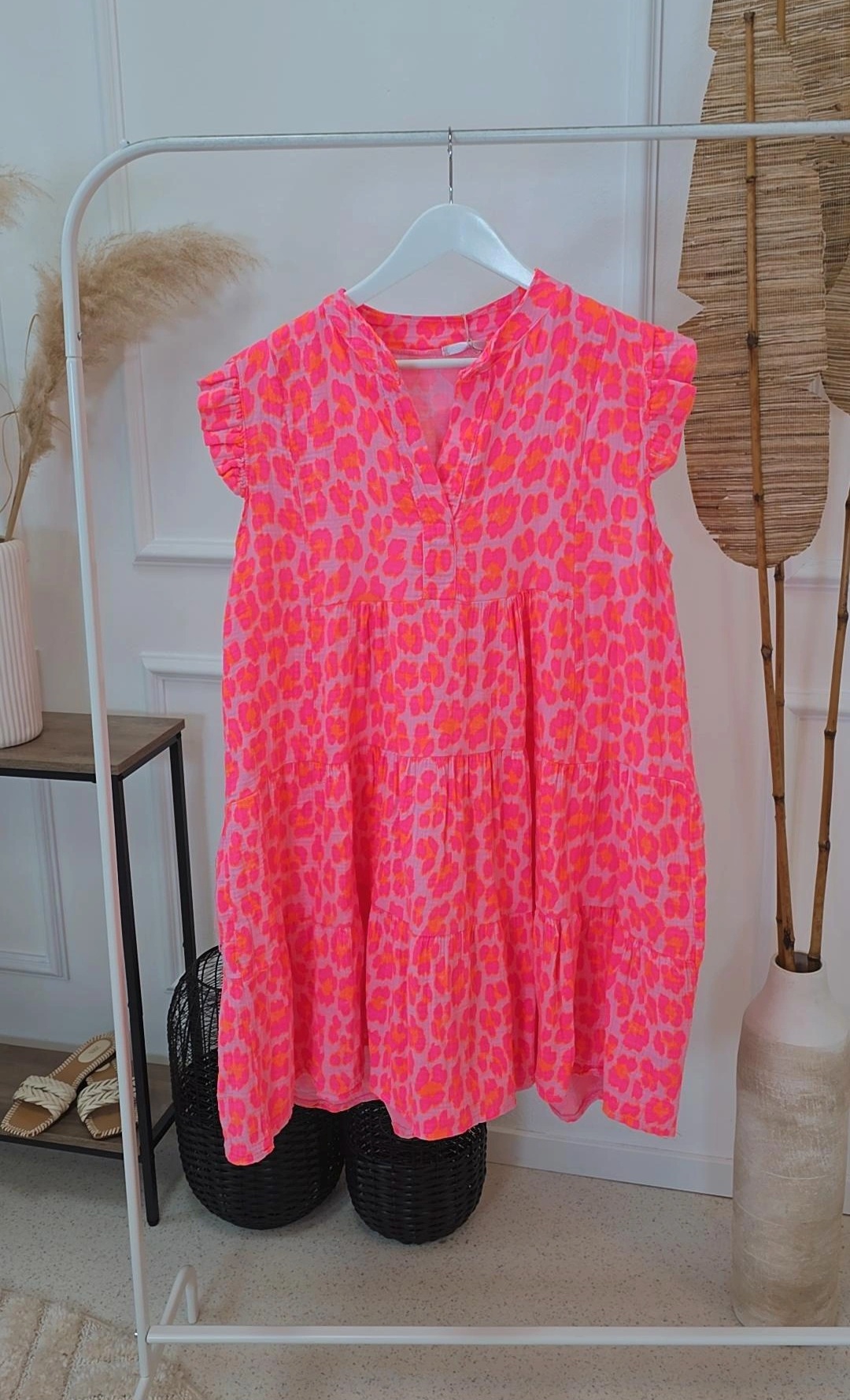 MUSSELIN KLEID TAMI BIG LEO NEON PINK NEON ORANGE  Leo kurz Rüschen 34 - 42 Summer Dress 