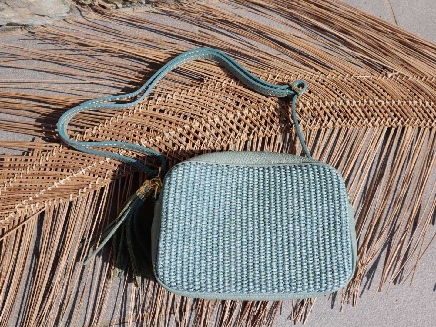 BAST CROSSBODY BAG ALESSIA MINT Leder Tasche Umhängetasche Made in Italy BAST CROSSBODY BAG ALESSIA MINT Leder Tasche Umhängetasche Made in Italy