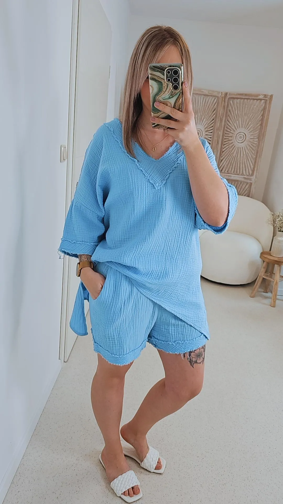 Blau