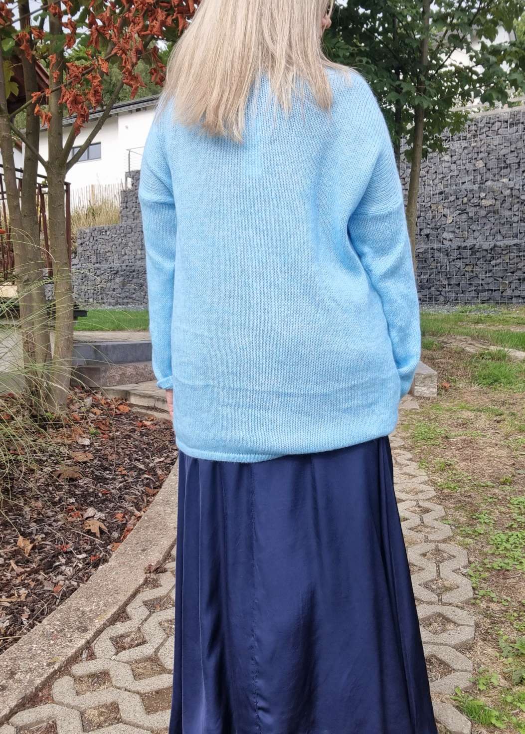 EDLER SILK SKIRT ERIKA BLAU Satin Rock Seiden Mix Made in Italy Sommerhose 34-40 EDLER SILK SKIRT ERIKA BLAU Satin Rock Seiden Mix Made in Italy Sommerhose 34-40
