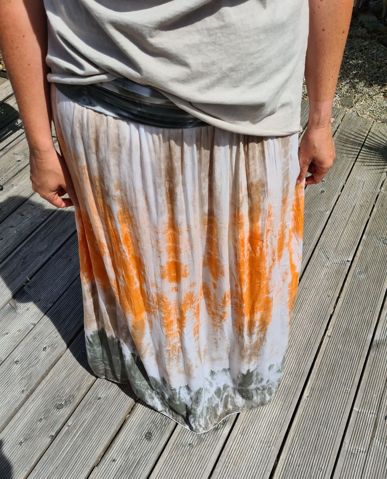 MAXI BATIK SKIRT ANNI ORANGE BEIGE GRAU 34-42 Made in Italy langer Rock Damenrock MAXI BATIK SKIRT ANNI ORANGE BEIGE GRAU 34-42 Made in Italy langer Rock Damenrock
