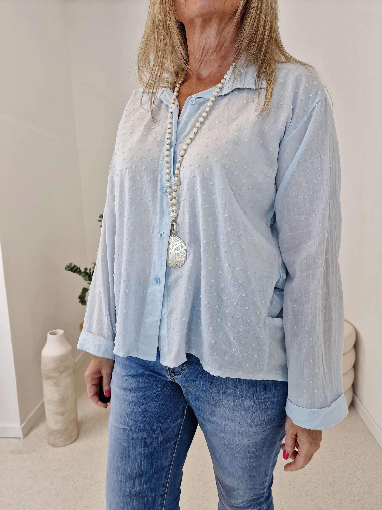 EDLE BLUSE DOTTY HELLBLAU 36 - kl 42 MADE IN ITALY EDLE BLUSE DOTTY HELLBLAU 36 - kl 42 MADE IN ITALY