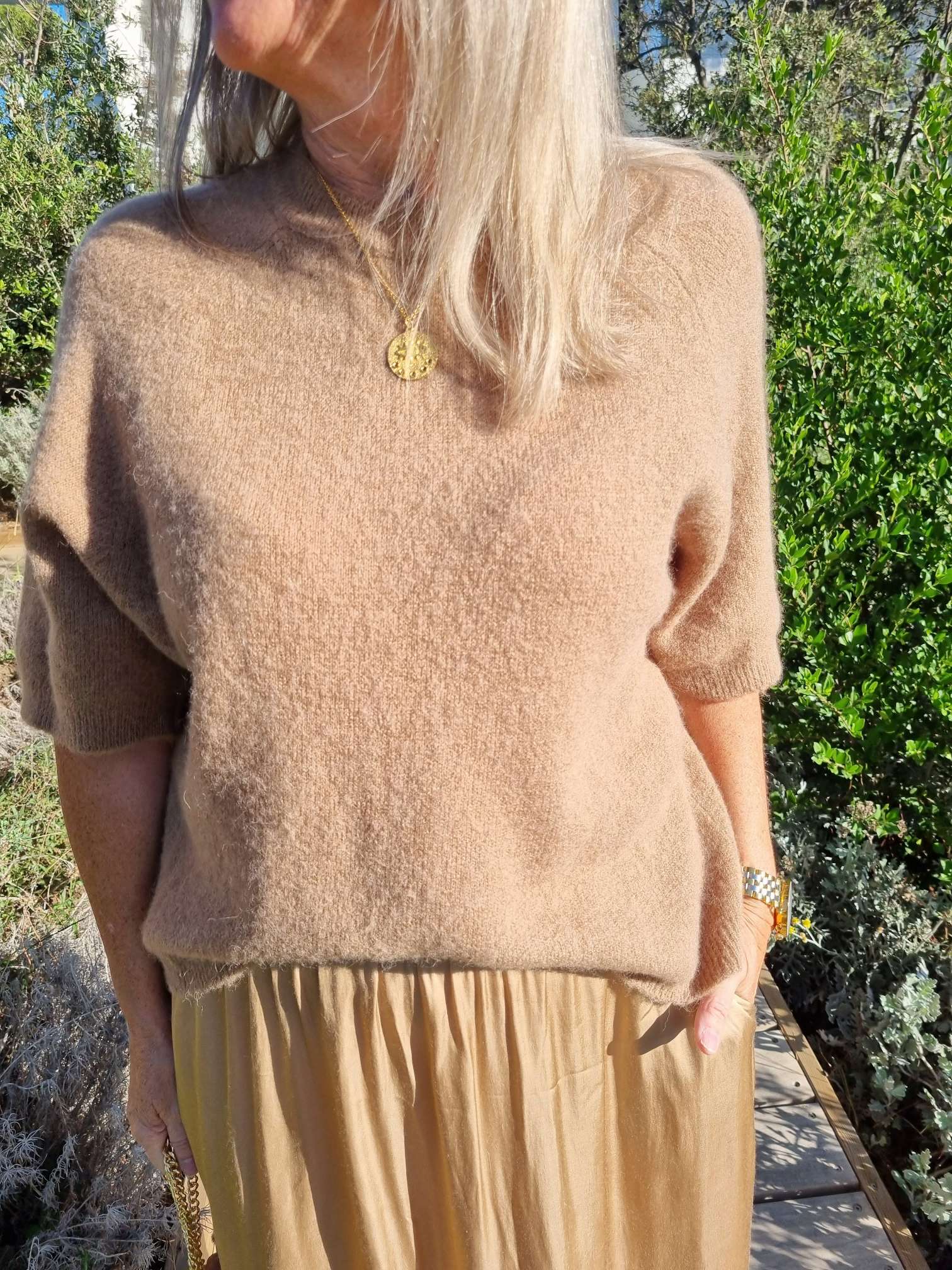 KURZARM PULLOVER ZITA CAMEL 34-42 Made in Italy edler Strickpullover Knit Sweater KURZARM PULLOVER ZITA CAMEL 34-42 Made in Italy edler Strickpullover Knit Sweater