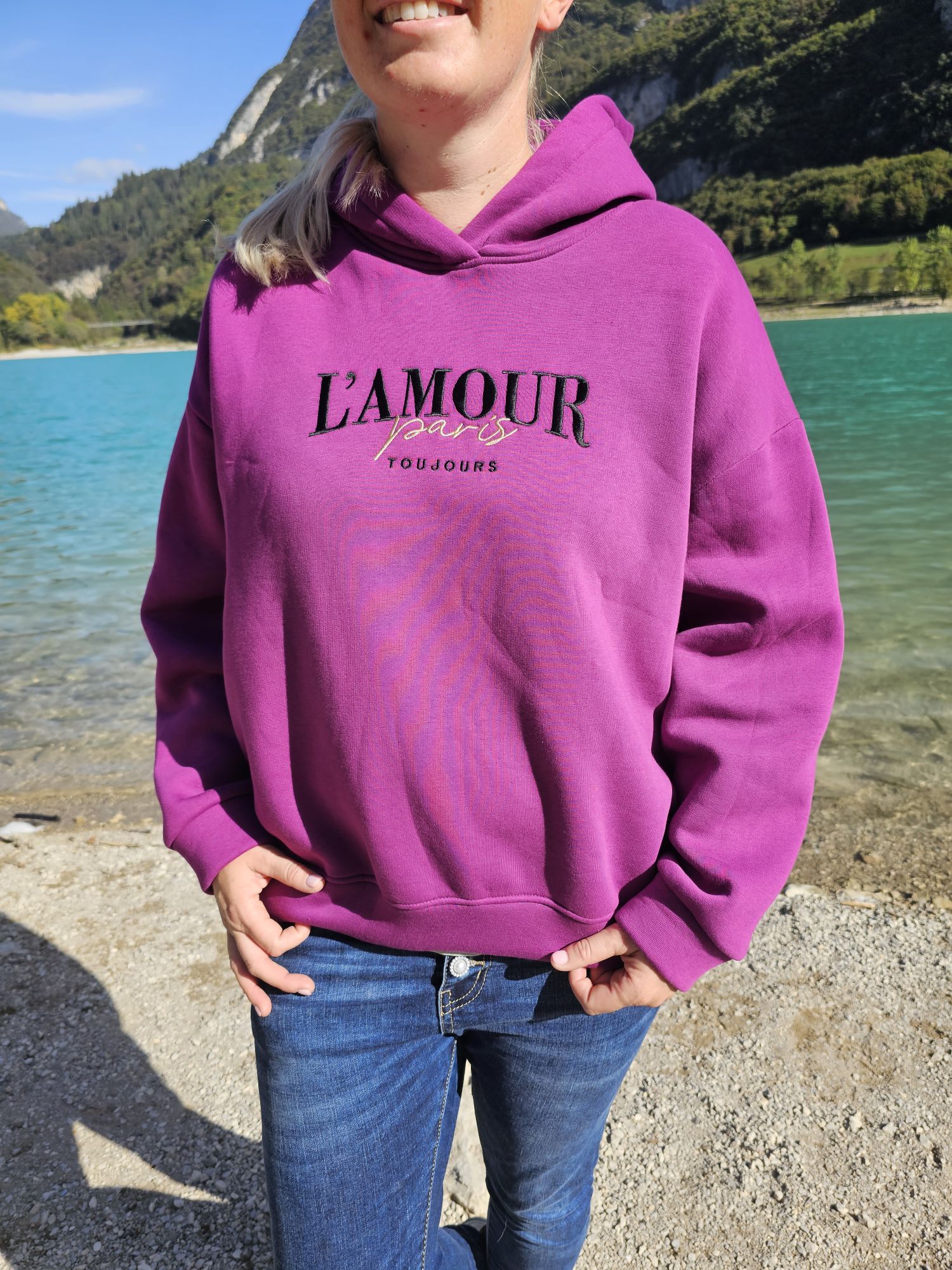 BASIC HOODIE PARIS Made in Italy 34 - 42 BASIC HOODIE PARIS Made in Italy 34 - 42