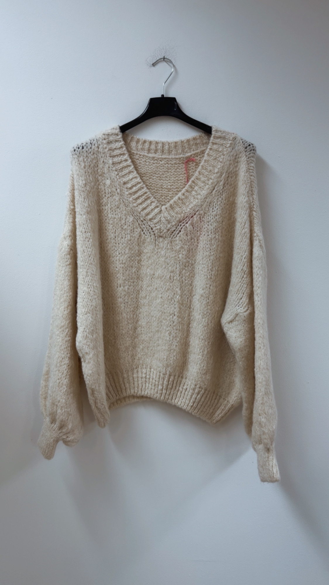 Kuscheliger Strickpullover SP0121 mit V-Ausschnitt – passt bis gute Gr. 42 Made in Italy