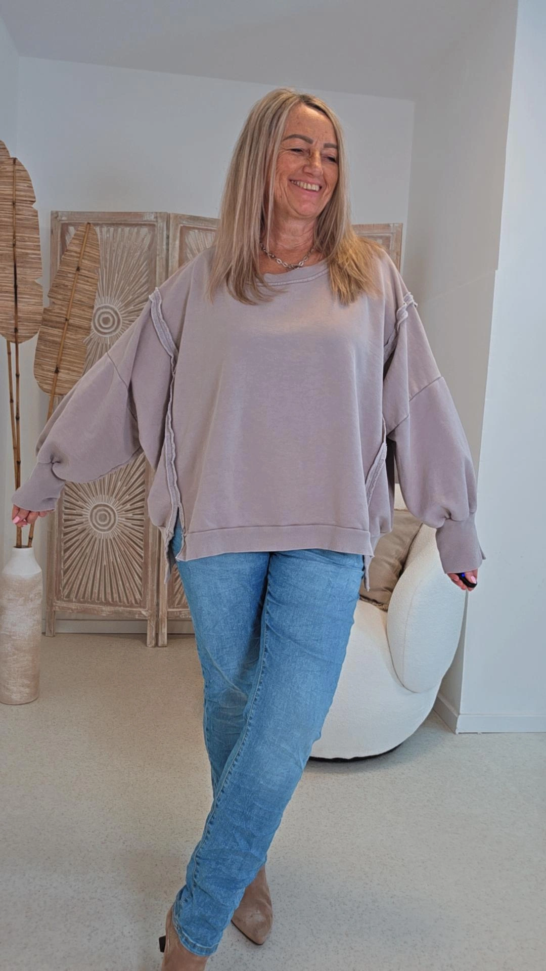 Taupe
