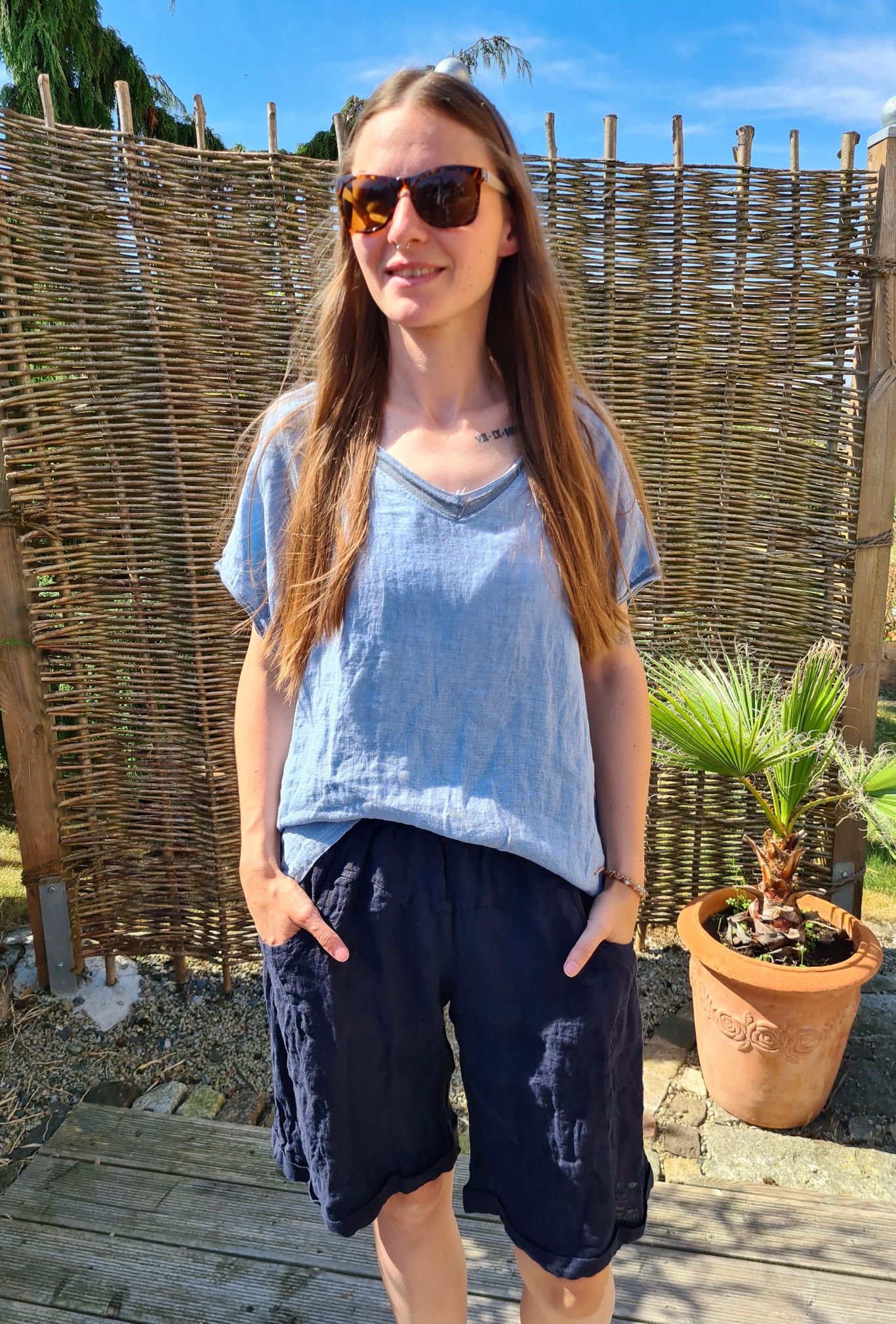BASIC LINEN SHIRT MERIDA BLAU 34-42 Made in Italy Basic Leinen Kurzarm T-Shirt BASIC LINEN SHIRT MERIDA BLAU 34-42 Made in Italy Basic Leinen Kurzarm T-Shirt
