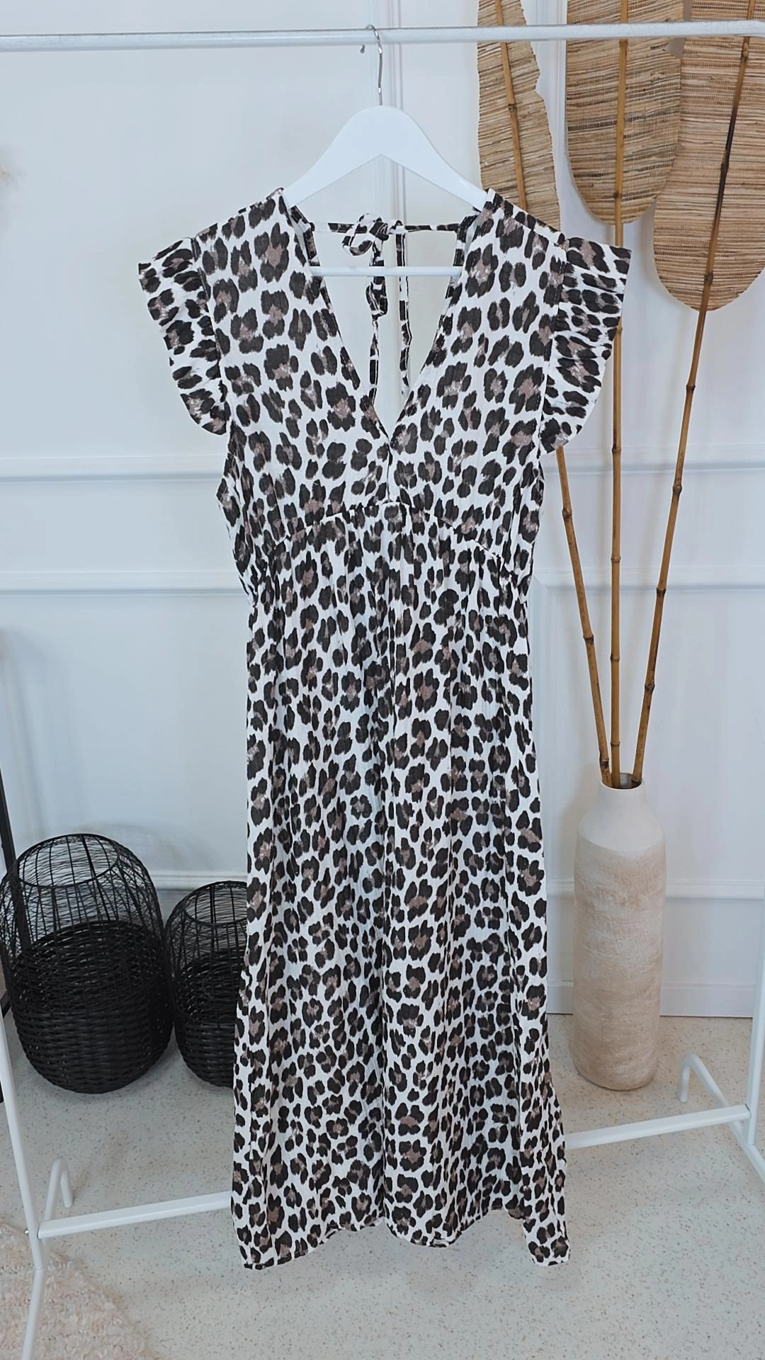 creme-schwarz-beige