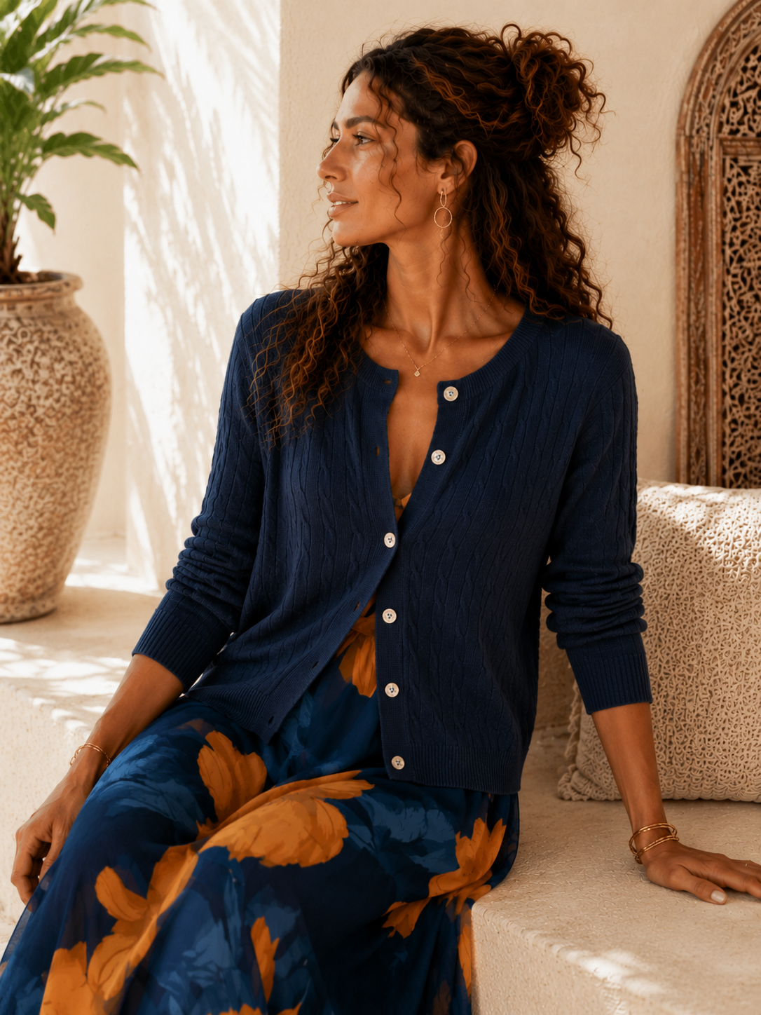 Strickjacke Freya mit feinem Zopfmuster – Made in Italy – passend bis gute Größe 40