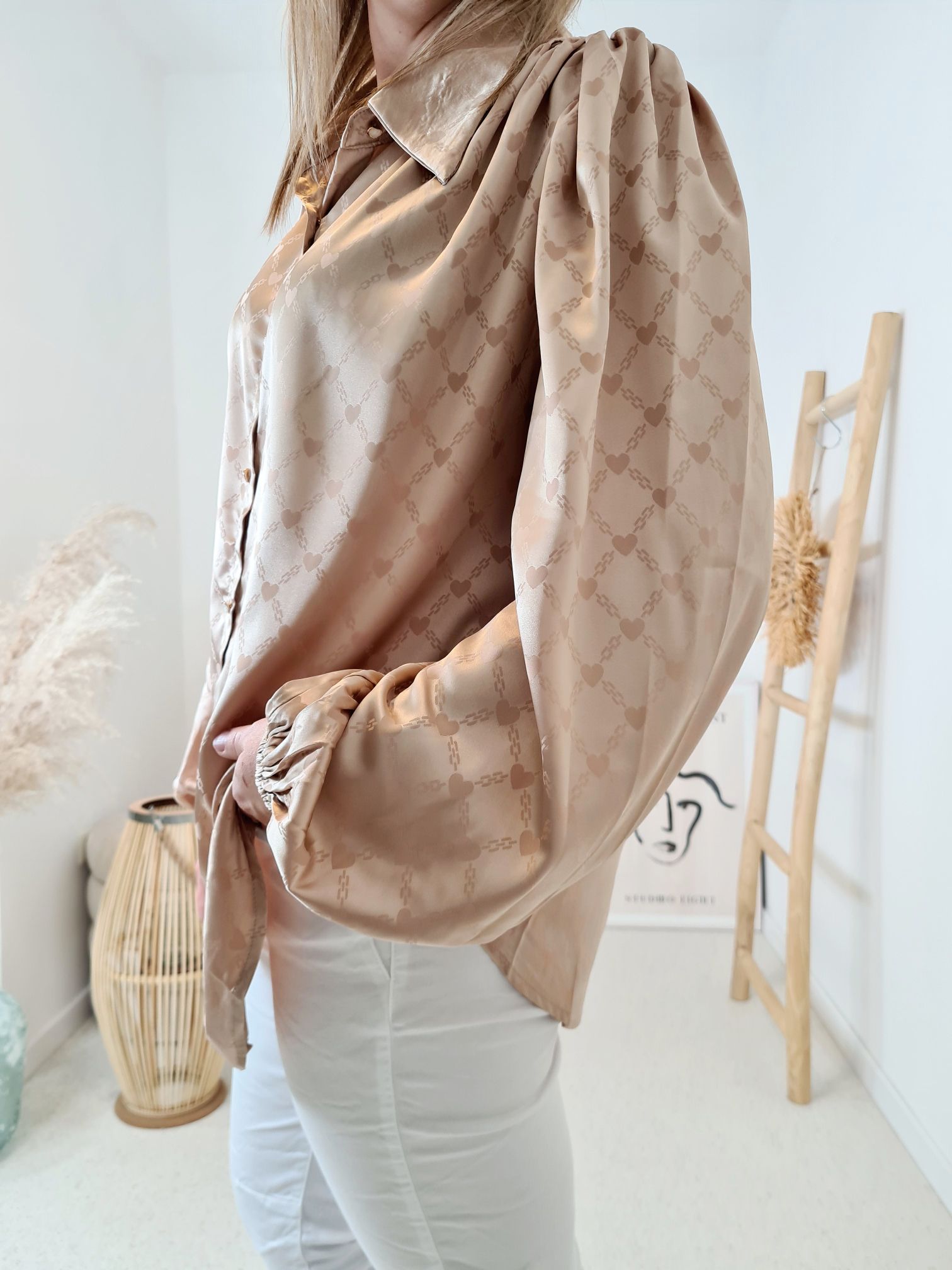 BLUSE ANNIKA HEARTS NUDE ROSE 34-42 Made in Italy Oversize Shirt Hemd Silk Optik