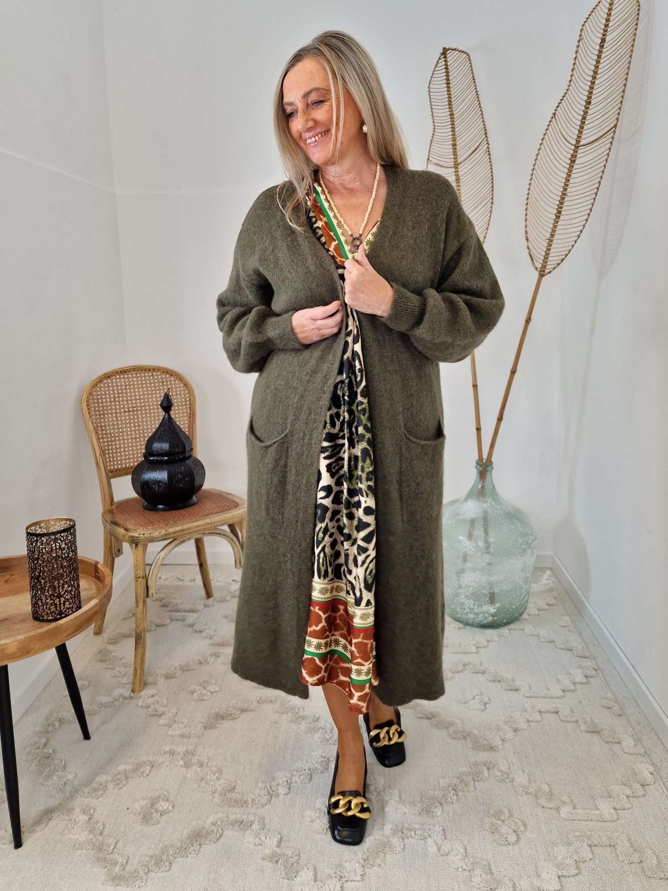 BLUSEN KLEID LUISE KHAKI langes Seiden Kleid Dress Longbluse Made in Italy 34-42 BLUSEN KLEID LUISE KHAKI langes Seiden Kleid Dress Longbluse Made in Italy 34-42