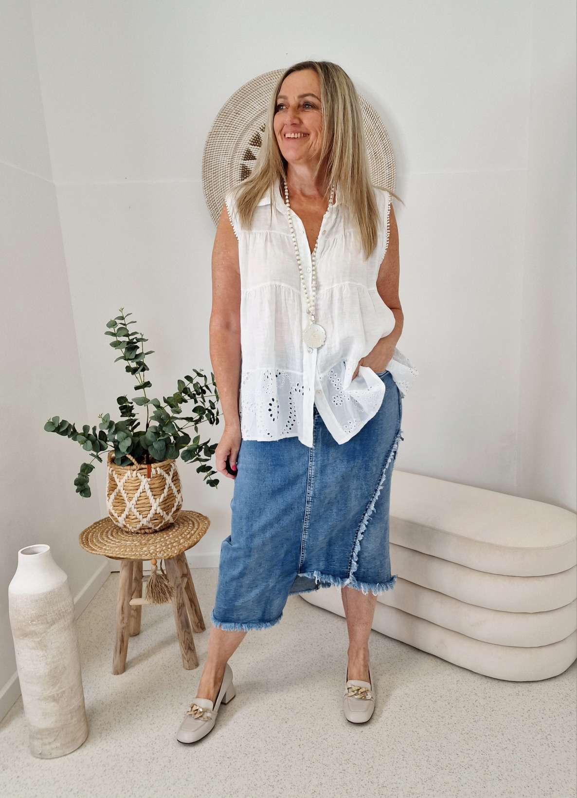 EDLES LEINEN SHIRT TOP KISS WEIß 36-42 Made in Italy Shirt Oberteil LINEN BASIC Lochstickerei EDLES LEINEN SHIRT TOP KISS WEIß 36-42 Made in Italy Shirt Oberteil LINEN BASIC Lochstickerei