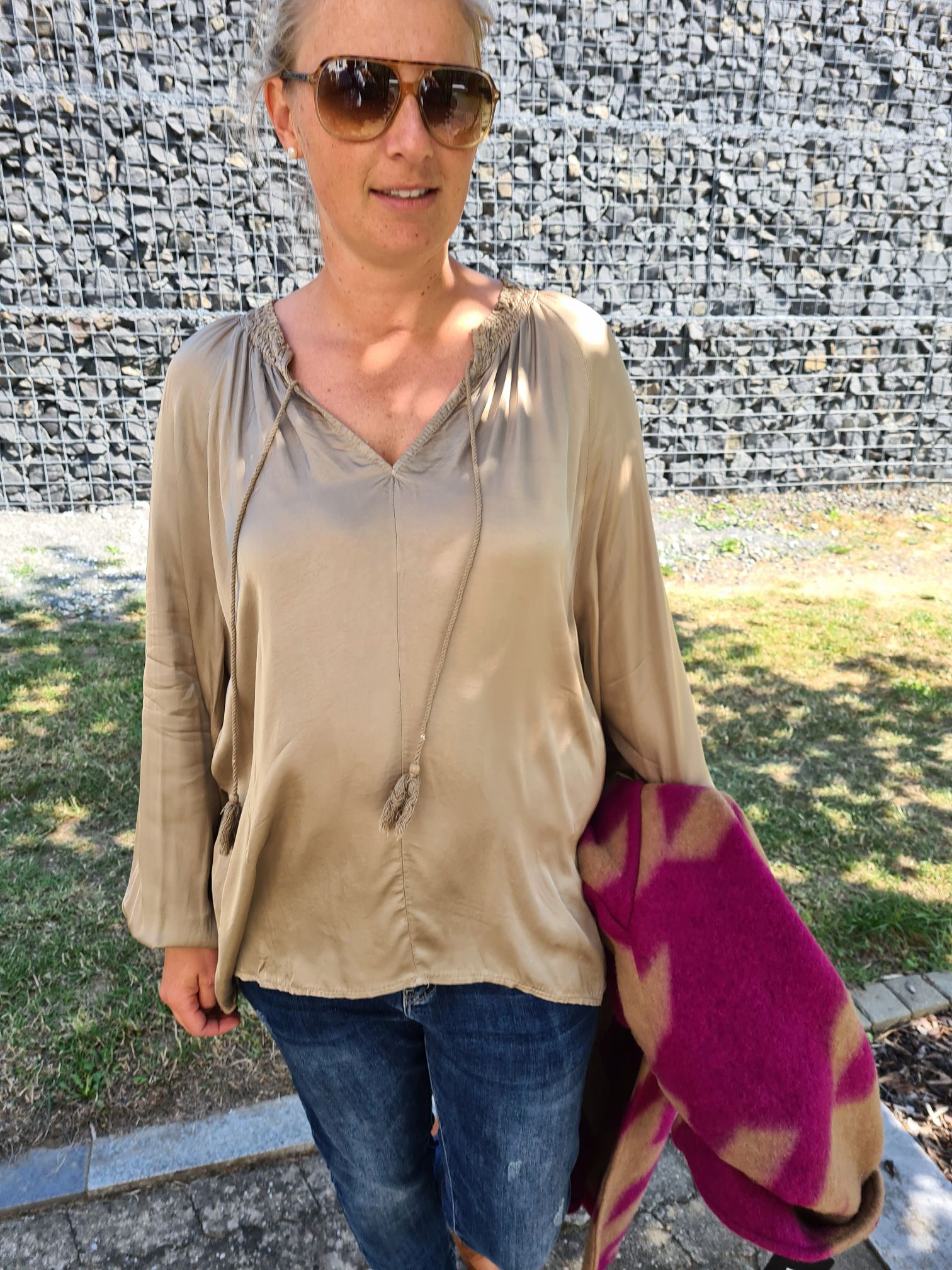 BASIC SEIDEN BLUSE KELLY CAMEL 34-42 Made in Italy Silk Oversize Shirt BASIC SEIDEN BLUSE KELLY CAMEL 34-42 Made in Italy Silk Oversize Shirt
