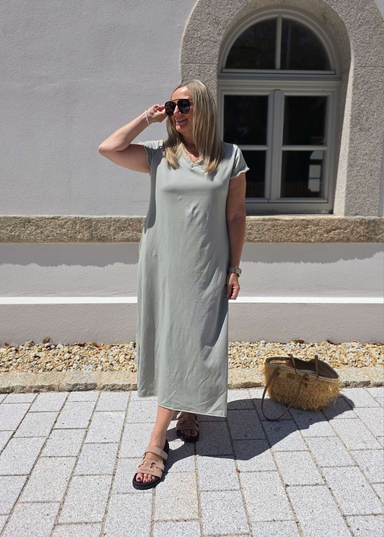 T-SHIRT KLEID SELENA RAW CUT NÄHTE 34 - kleine 42
