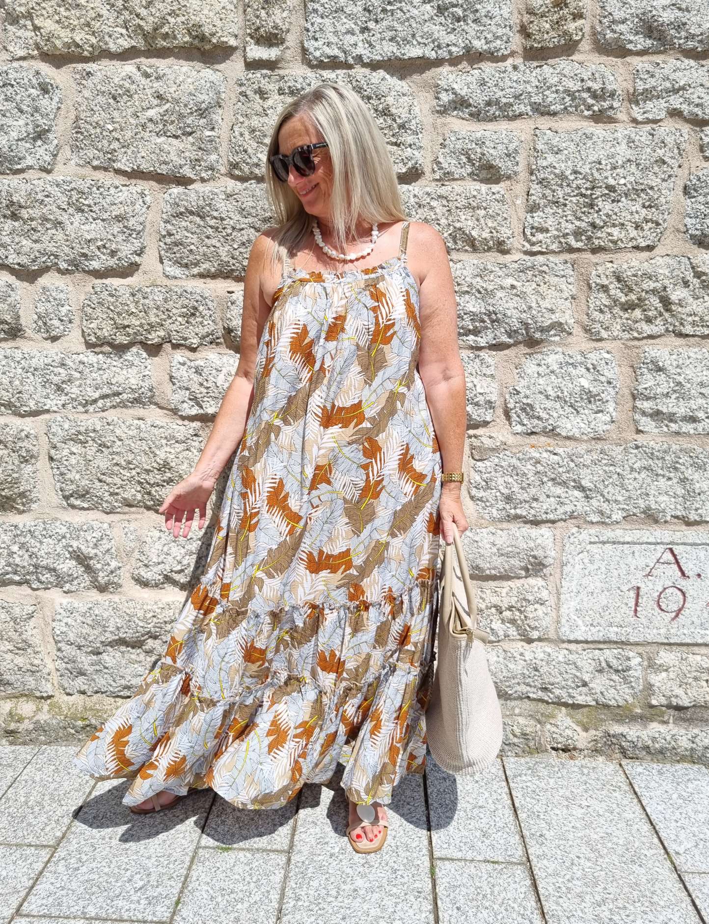 SPAGHETTI DRESS CARMEN NATUR 36-42 Italy Style Maxi Kleid Sommer Strandkleid LEAVES Italy Style SPAGHETTI DRESS CARMEN NATUR 36-42 Italy Style Maxi Kleid Sommer Strandkleid LEAVES Italy Style