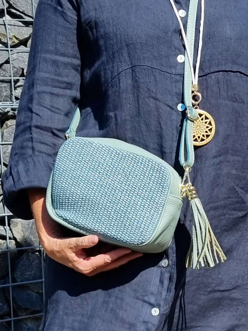 BAST CROSSBODY BAG ALESSIA MINT Leder Tasche Umhängetasche Made in Italy BAST CROSSBODY BAG ALESSIA MINT Leder Tasche Umhängetasche Made in Italy