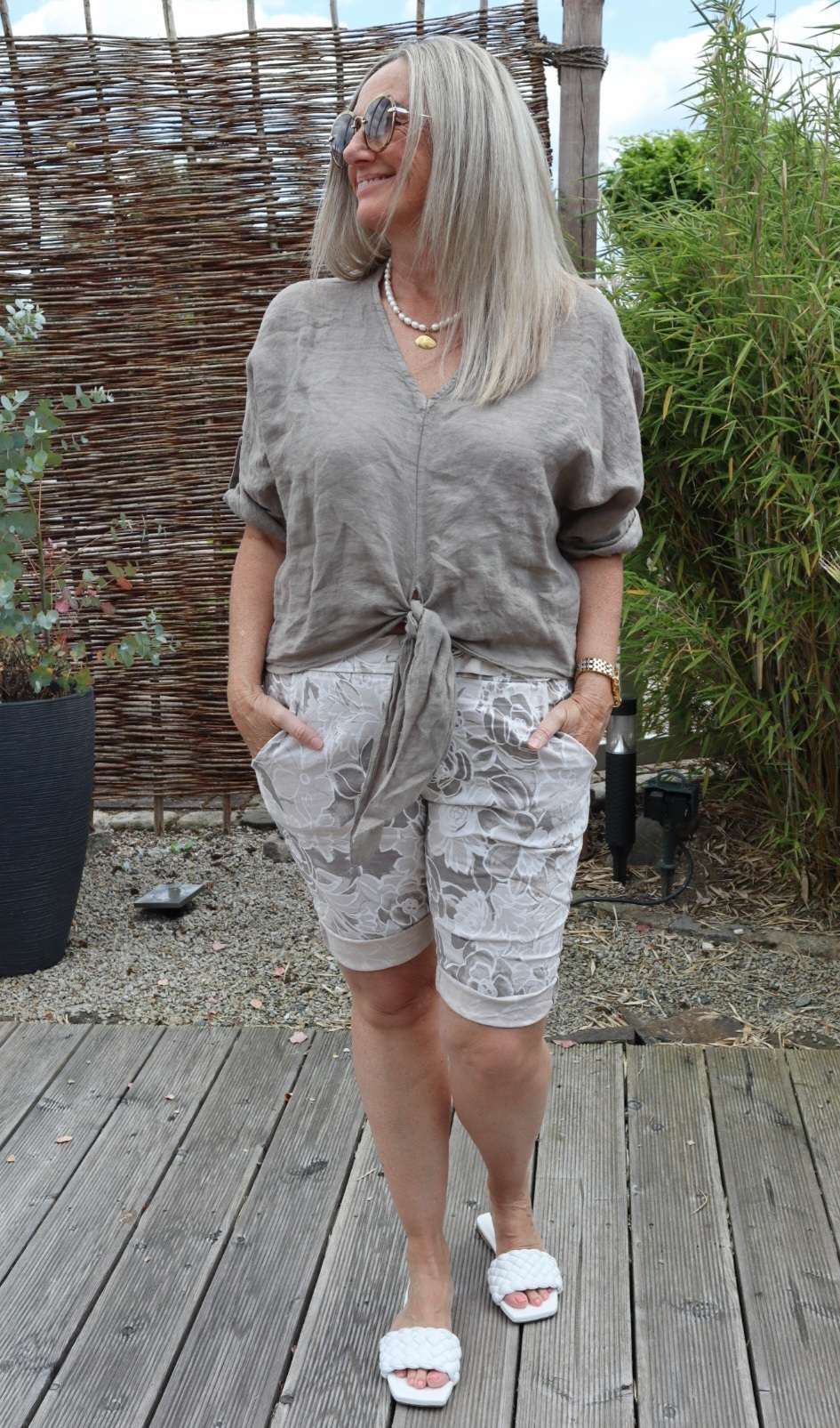 LINEN BLUSEN SHIRT CARINA TAUPE 34-40/42 Made in Italy Basic Shirt kurzarm Leinen T-Shirt Hemd LINEN BLUSEN SHIRT CARINA TAUPE 34-40/42 Made in Italy Basic Shirt kurzarm Leinen T-Shirt Hemd
