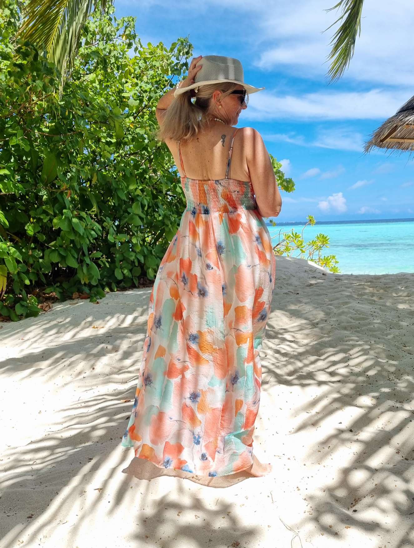 SPAGHETTI DRESS LARA FLOWERS 36-40/42 Made in Italy Maxi Kleid Sommer Strandkleid Blumen Variantenartikel SPAGHETTI DRESS LARA FLOWERS 36-40/42 Made in Italy Maxi Kleid Sommer Strandkleid Blumen Variantenartikel