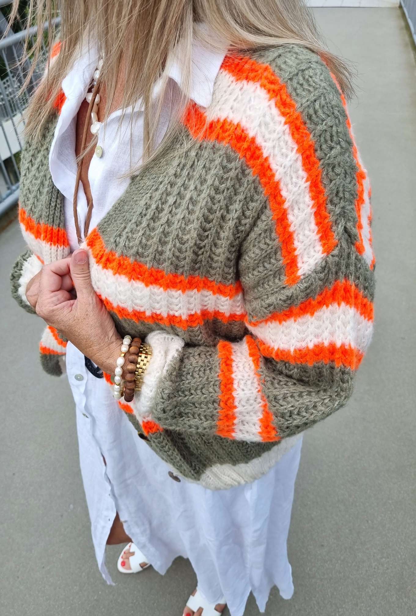 SHORT KNIT CARDIGAN MYKONOS STRIPES BUTTONS KHAKI ORANGE CREME kurze Strick Jacke Made in Italy Streifen Knöpfe 34-42 SHORT KNIT CARDIGAN MYKONOS STRIPES BUTTONS KHAKI ORANGE CREME kurze Strick Jacke Made in Italy Streifen Knöpfe 34-42