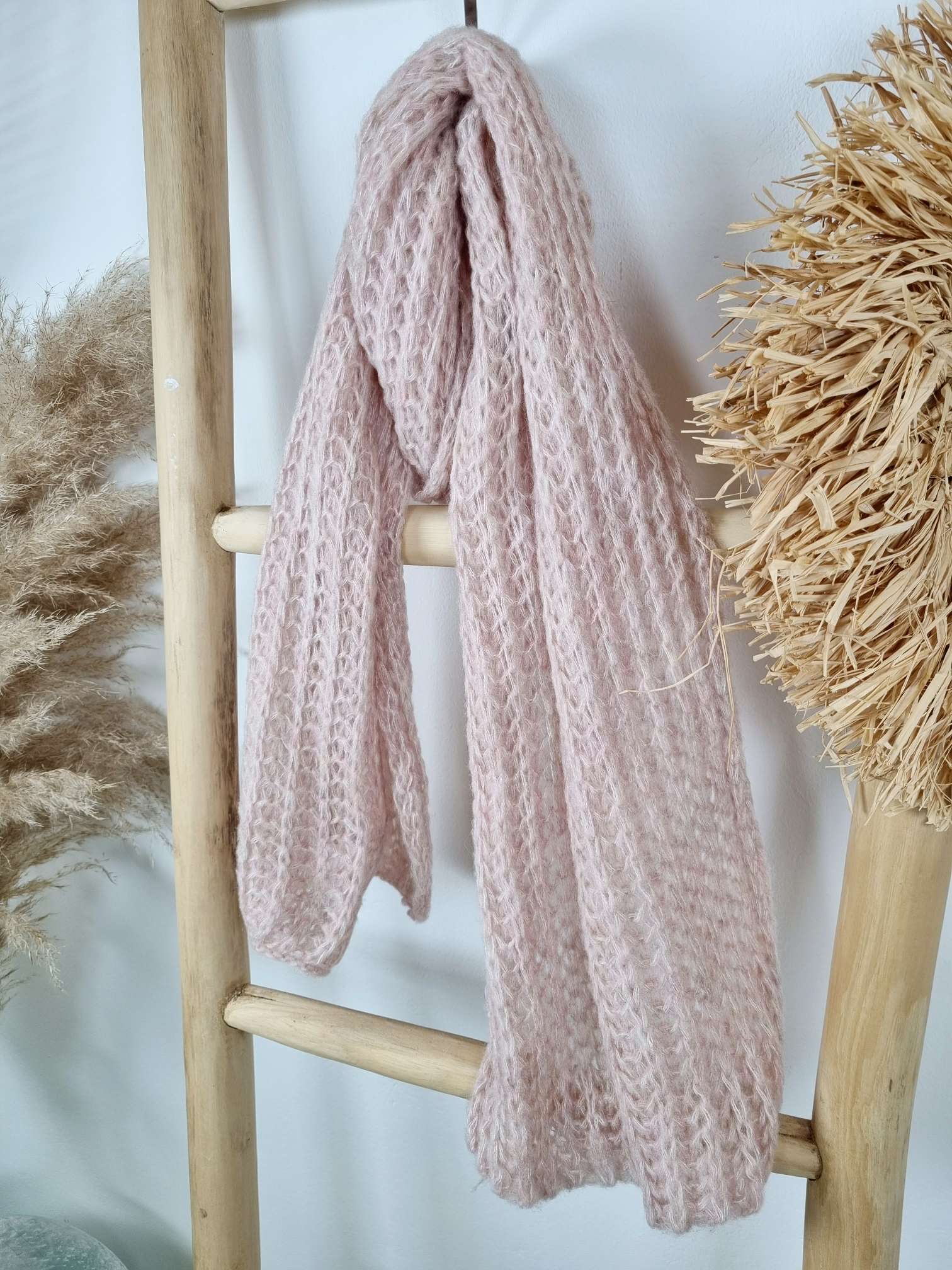 EDLER KUSCHEL SCHAL NEBRASKA Made in Italy leichter Strickschal aus Wolle Scarf versch. Farben EDLER KUSCHEL SCHAL NEBRASKA Made in Italy leichter Strickschal aus Wolle Scarf versch. Farben