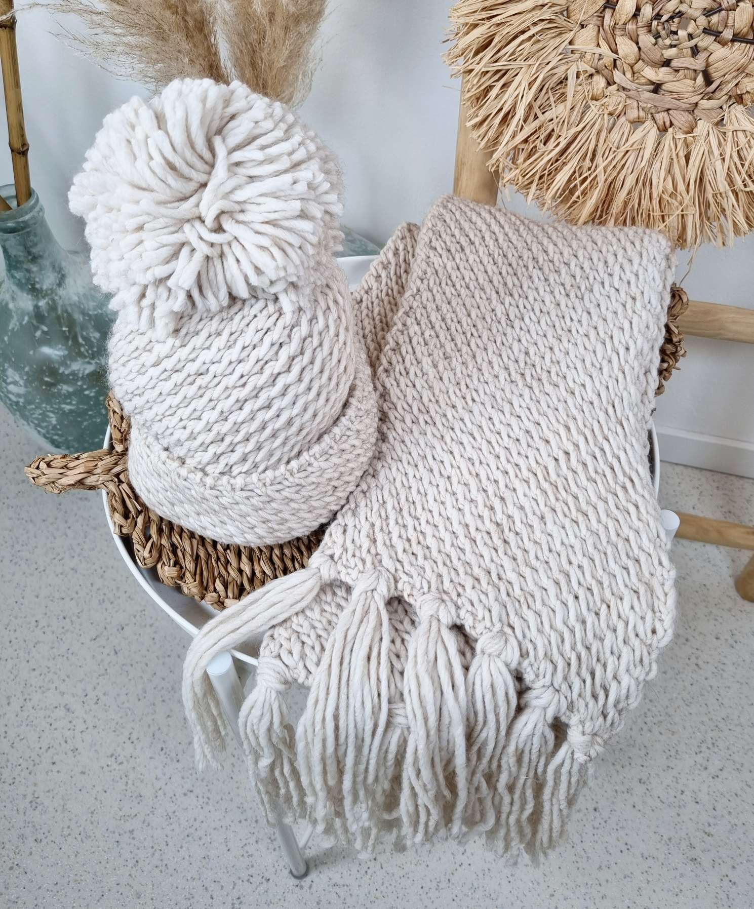 EDLER SCHAL SCARF GIADA CREME Made in Italy kuscheliger weicher Strick Schal Fransen EDLER SCHAL SCARF GIADA CREME Made in Italy kuscheliger weicher Strick Schal Fransen