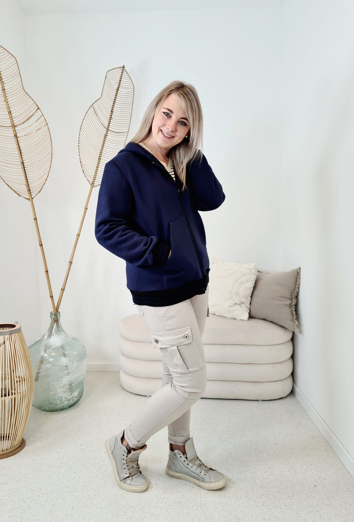HOODIE SWEATER JACKE LOTTI BLAU Made in Italy Oversize 34-42 versch. Farben HOODIE SWEATER JACKE LOTTI BLAU Made in Italy Oversize 34-42 versch. Farben