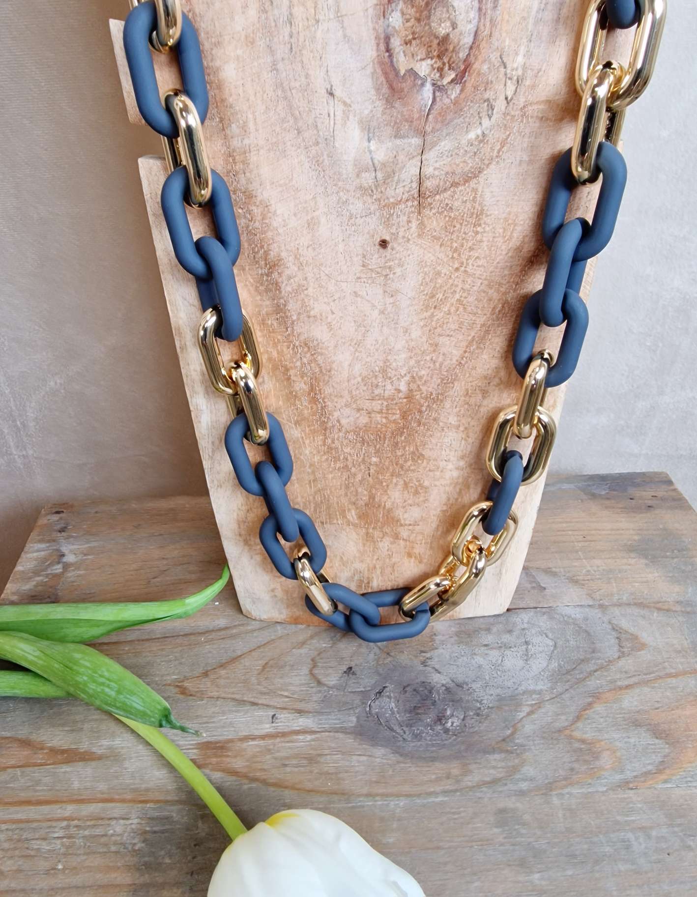 KETTE POWERFUL GRAU Metall Resin Goldfarbig Necklace Halskette