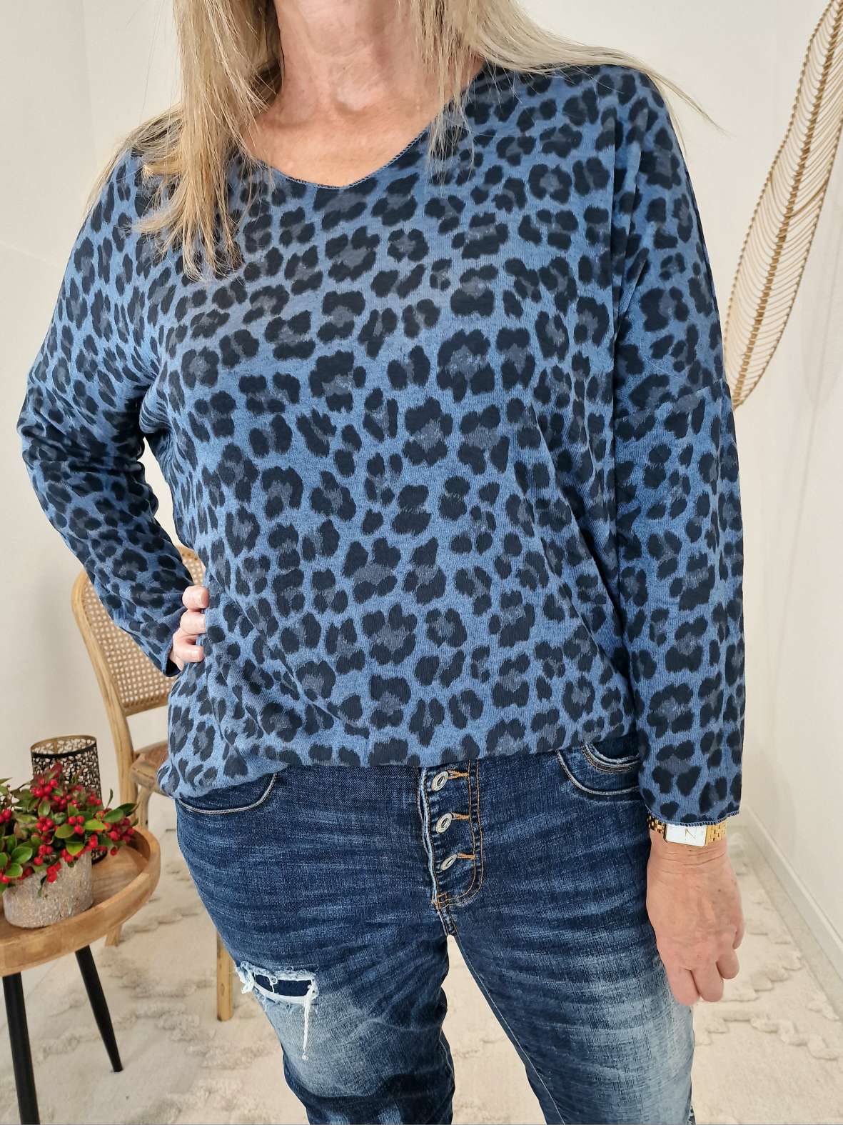 LIGHT KNIT LONGSLEEVE SHIRT MARIKA LEO BLAU Basic Langarm Pullover Leopard Sweater Made in Italy 34-42