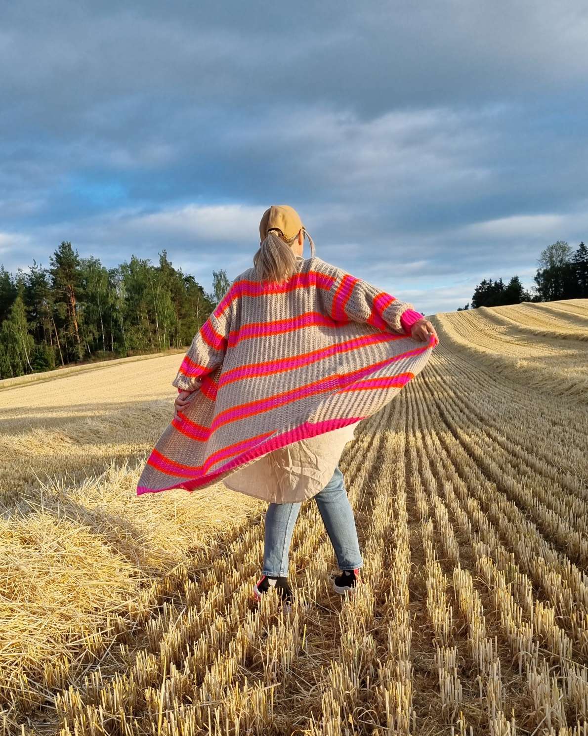 LONG KNIT CARDIGAN MYKONOS STRIPES BEIGE langer Strick Mantel Jacke Made in Italy Streifen 34-42 LONG KNIT CARDIGAN MYKONOS STRIPES BEIGE langer Strick Mantel Jacke Made in Italy Streifen 34-42