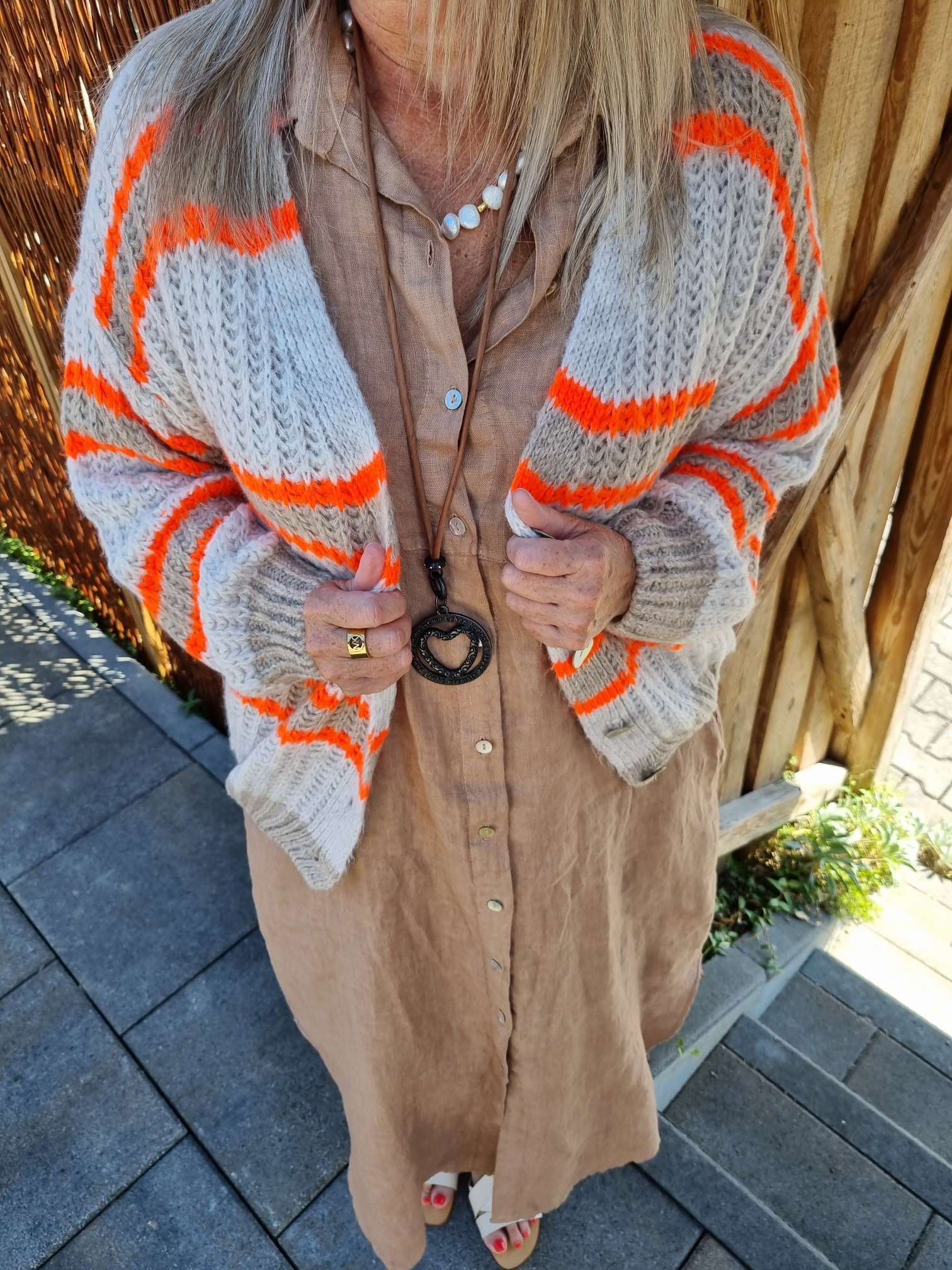 SHORT KNIT CARDIGAN MYKONOS STRIPES BUTTONS BEIGE TAUPE ORANGE kurze Strick Jacke Made in Italy Streifen Knöpfe 34-42 SHORT KNIT CARDIGAN MYKONOS STRIPES BUTTONS BEIGE TAUPE ORANGE kurze Strick Jacke Made in Italy Streifen Knöpfe 34-42
