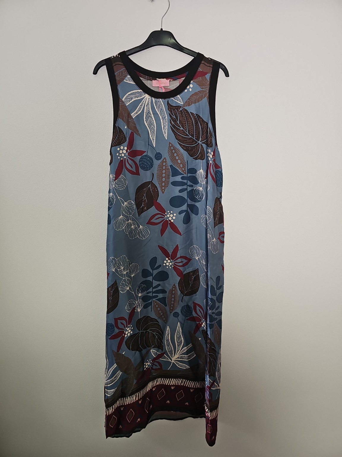 Satin-Kleid Kalila Blätterprint Made in Italy Viskose Qualtiät Gr. 34-40/42