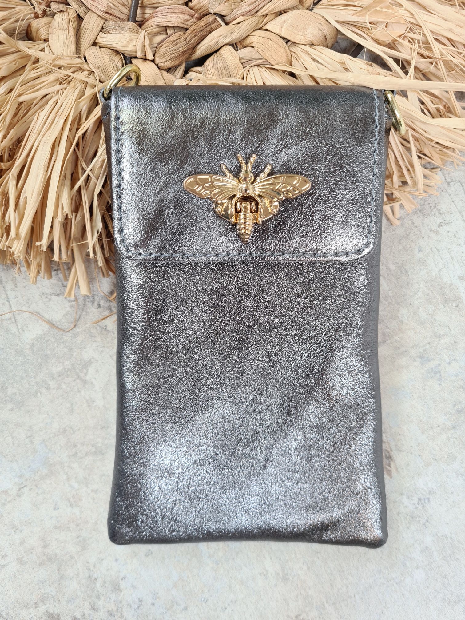 HANDYTASCHE BIENE SMALL METALLIC Ledertasche Umhängetasche Made in Italy echt Leder Tasche versch. Farben HANDYTASCHE BIENE SMALL METALLIC Ledertasche Umhängetasche Made in Italy echt Leder Tasche versch. Farben