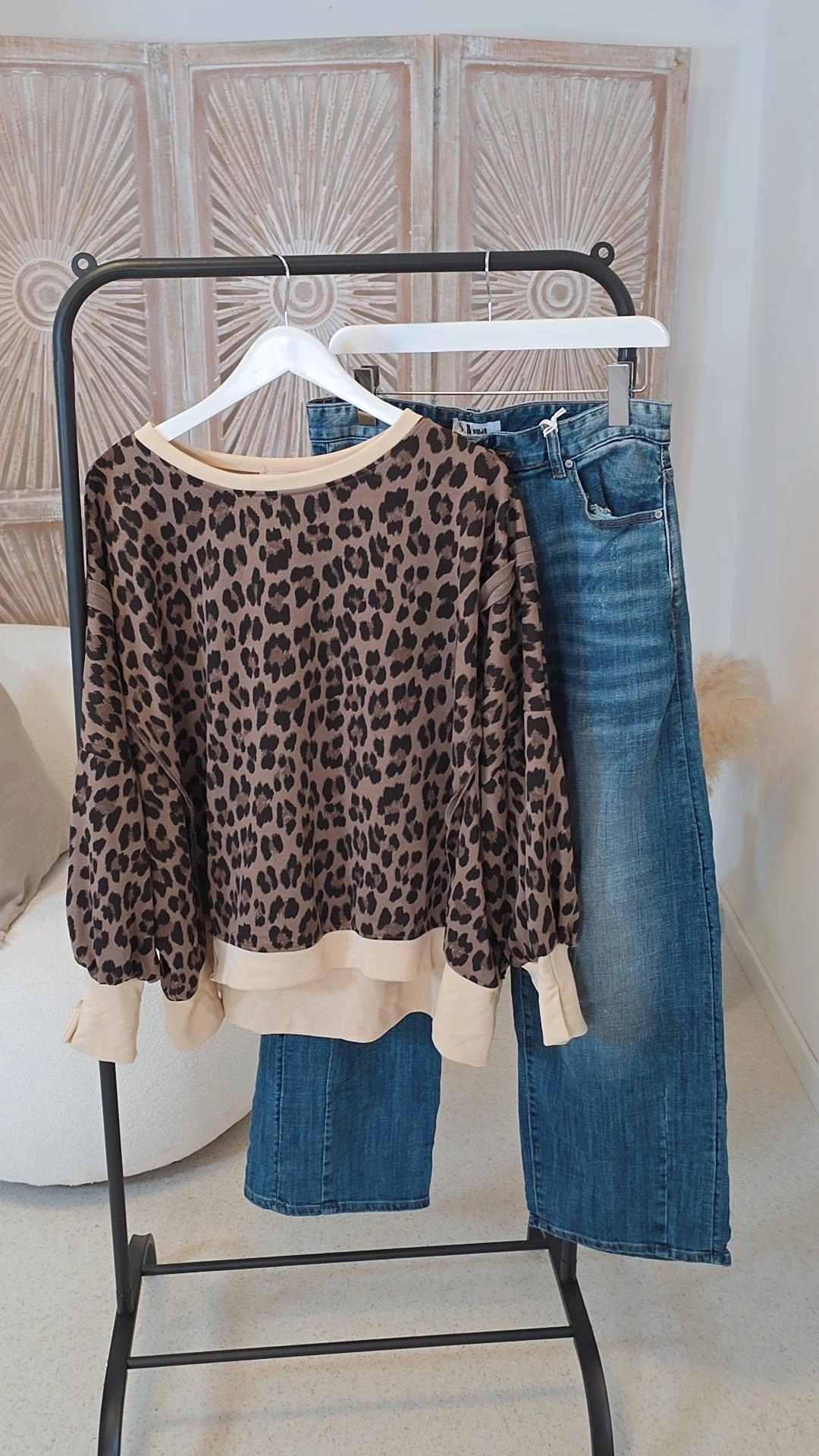 OVERSIZE SWEATER CARLOTA LEO NEONDETAILS Made in Italy 34-44/46