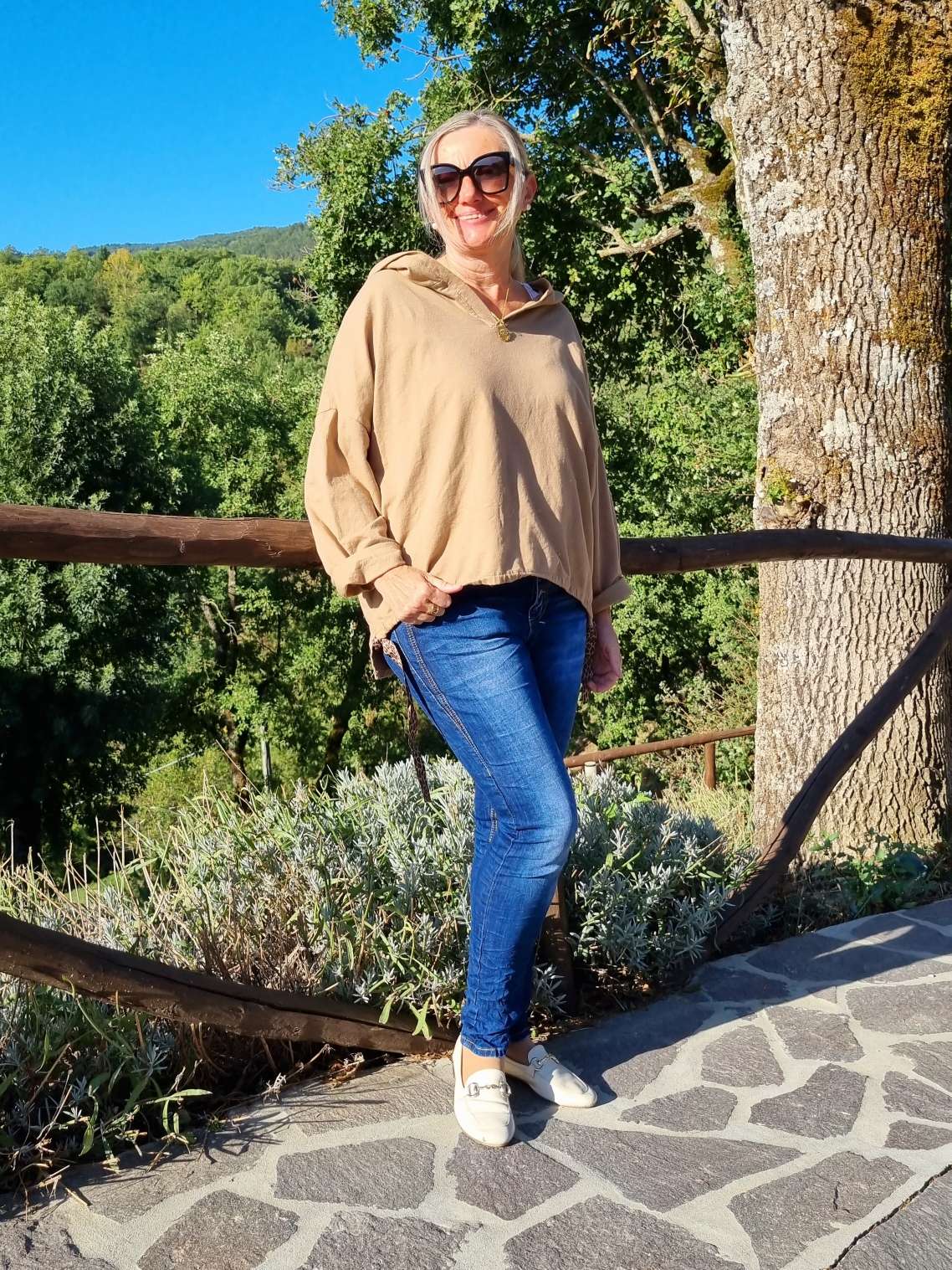 HOODIE NAOMI CAMEL Sweater Kapuze Made in Italy 34-42 Longsleeve Pullover LEO Leopard HOODIE NAOMI CAMEL Sweater Kapuze Made in Italy 34-42 Longsleeve Pullover LEO Leopard
