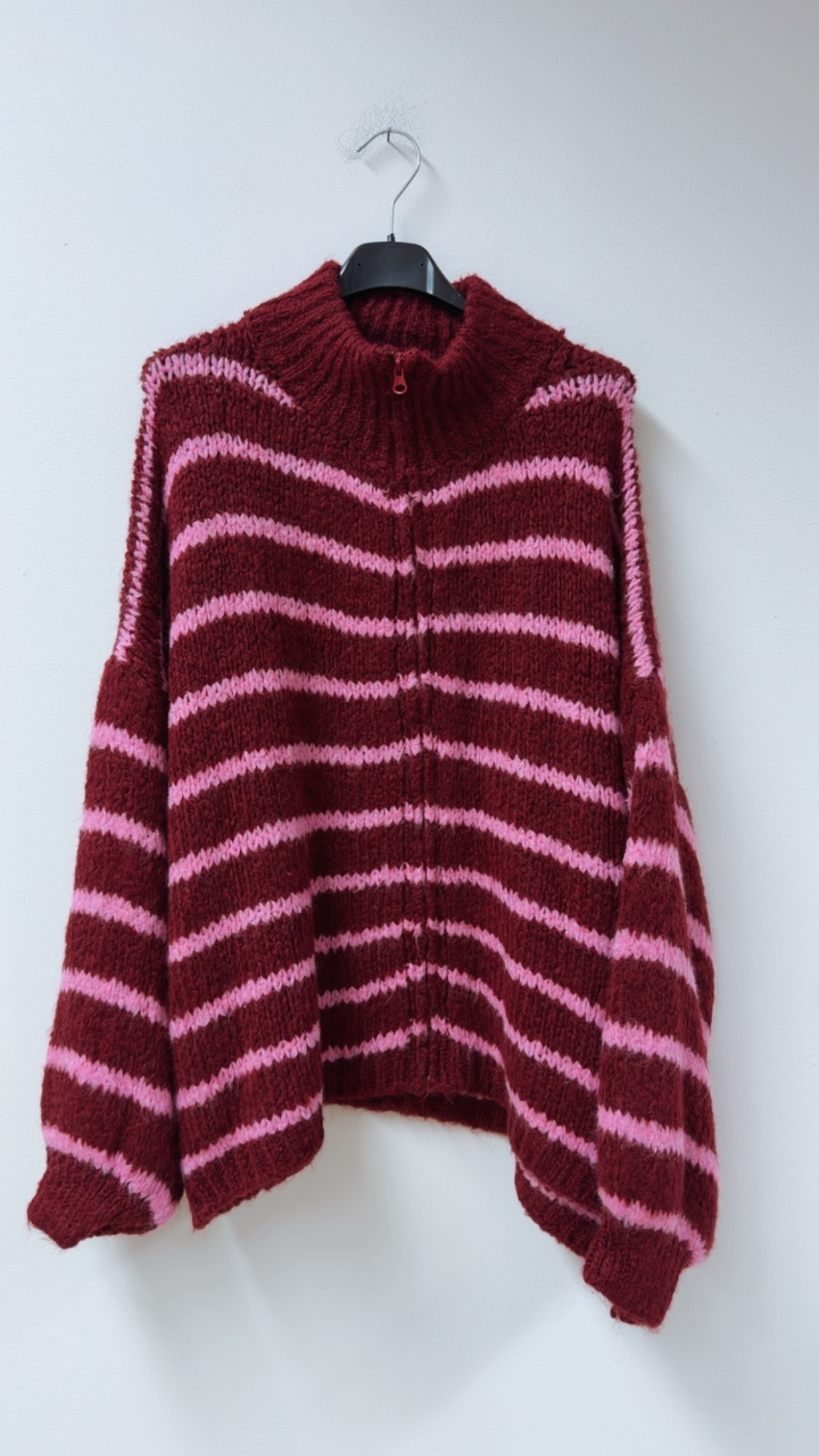 Strickjacke SJ0120 im Streifenlook mit Reißverschluss – passt bis gute Gr. 42 Made in Italy