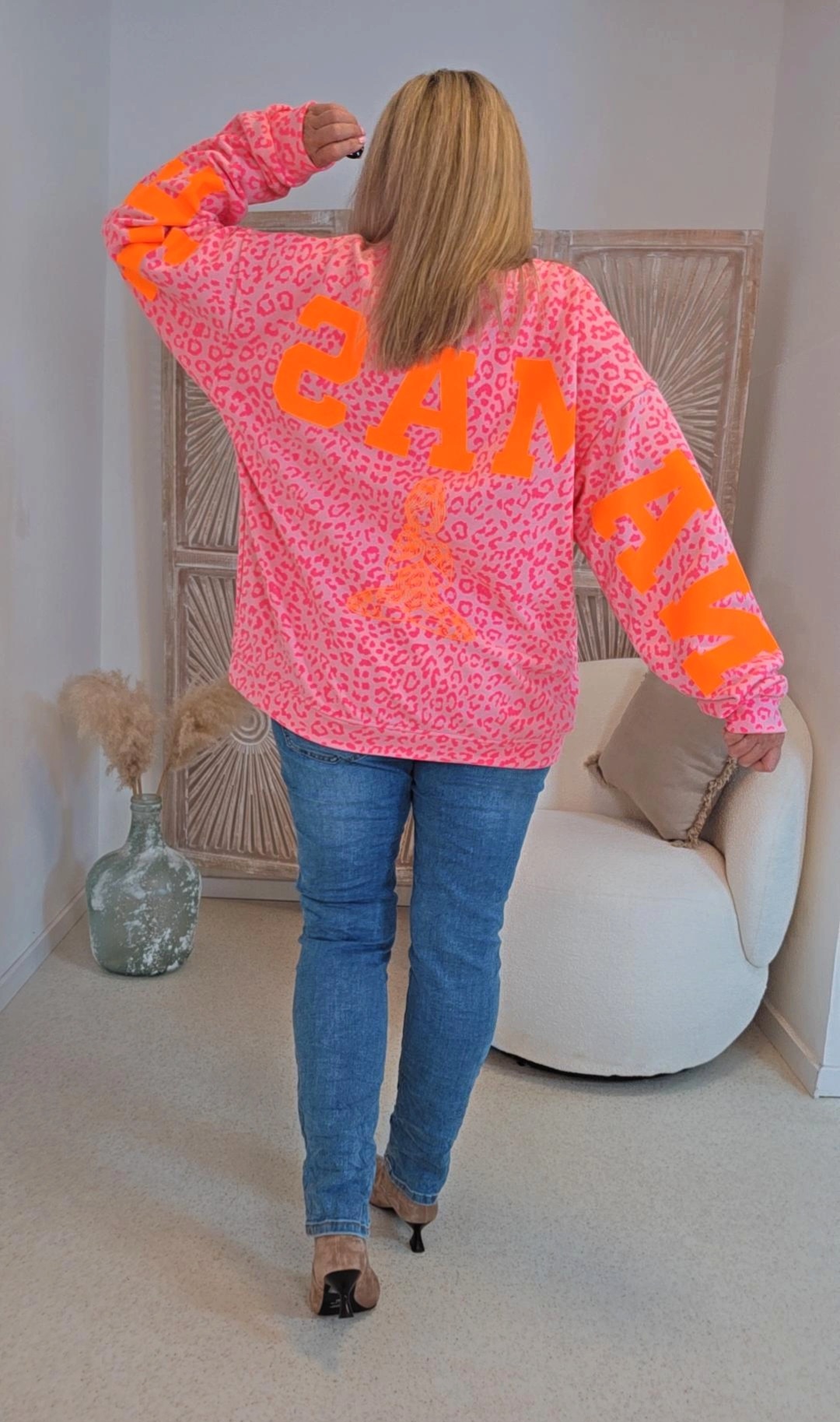 OVERSIZE SWEATER NAMASTE LEO ALL DAMN DAY Made in Italy 34-40/42