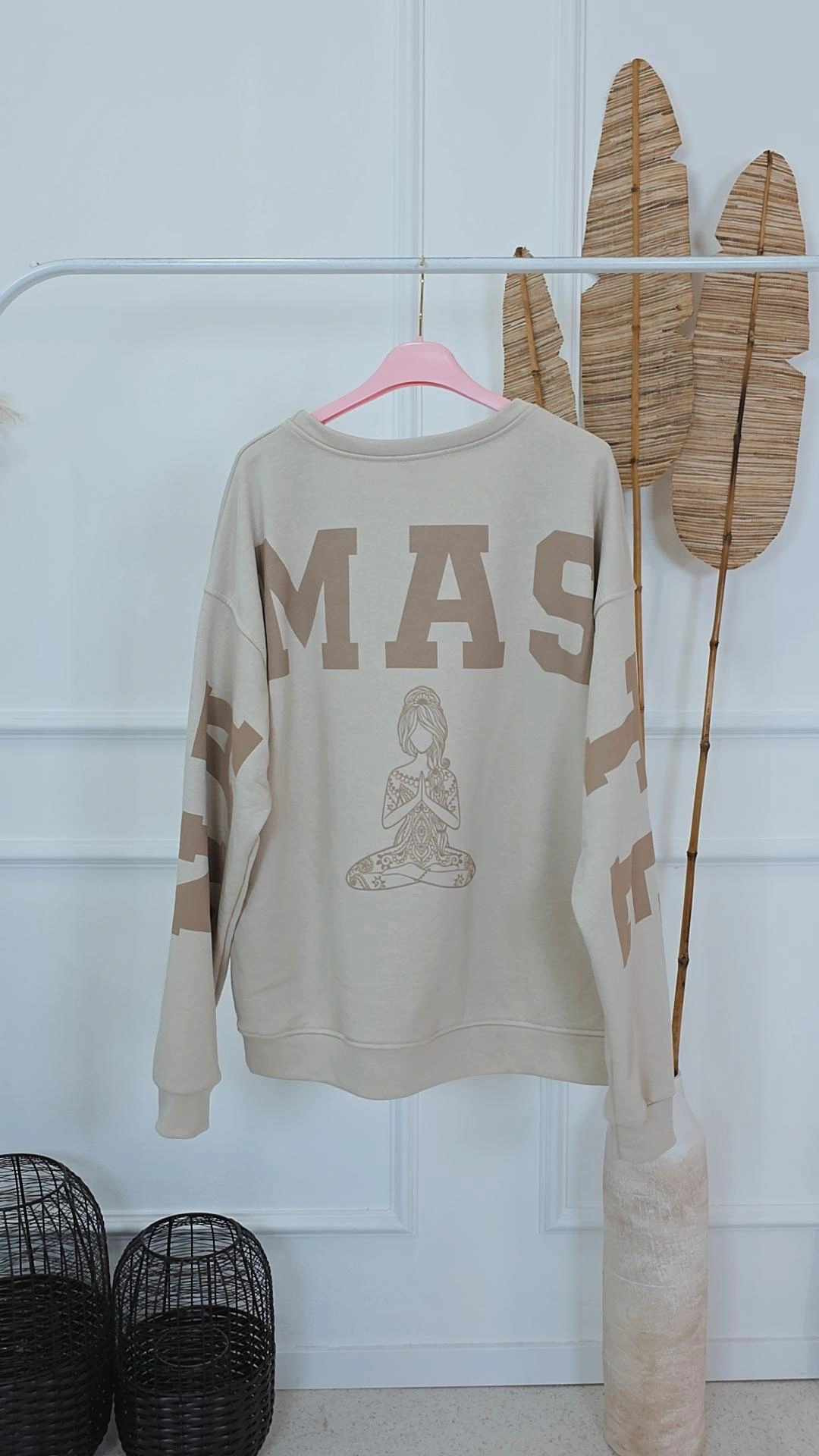 Beige-Taupe