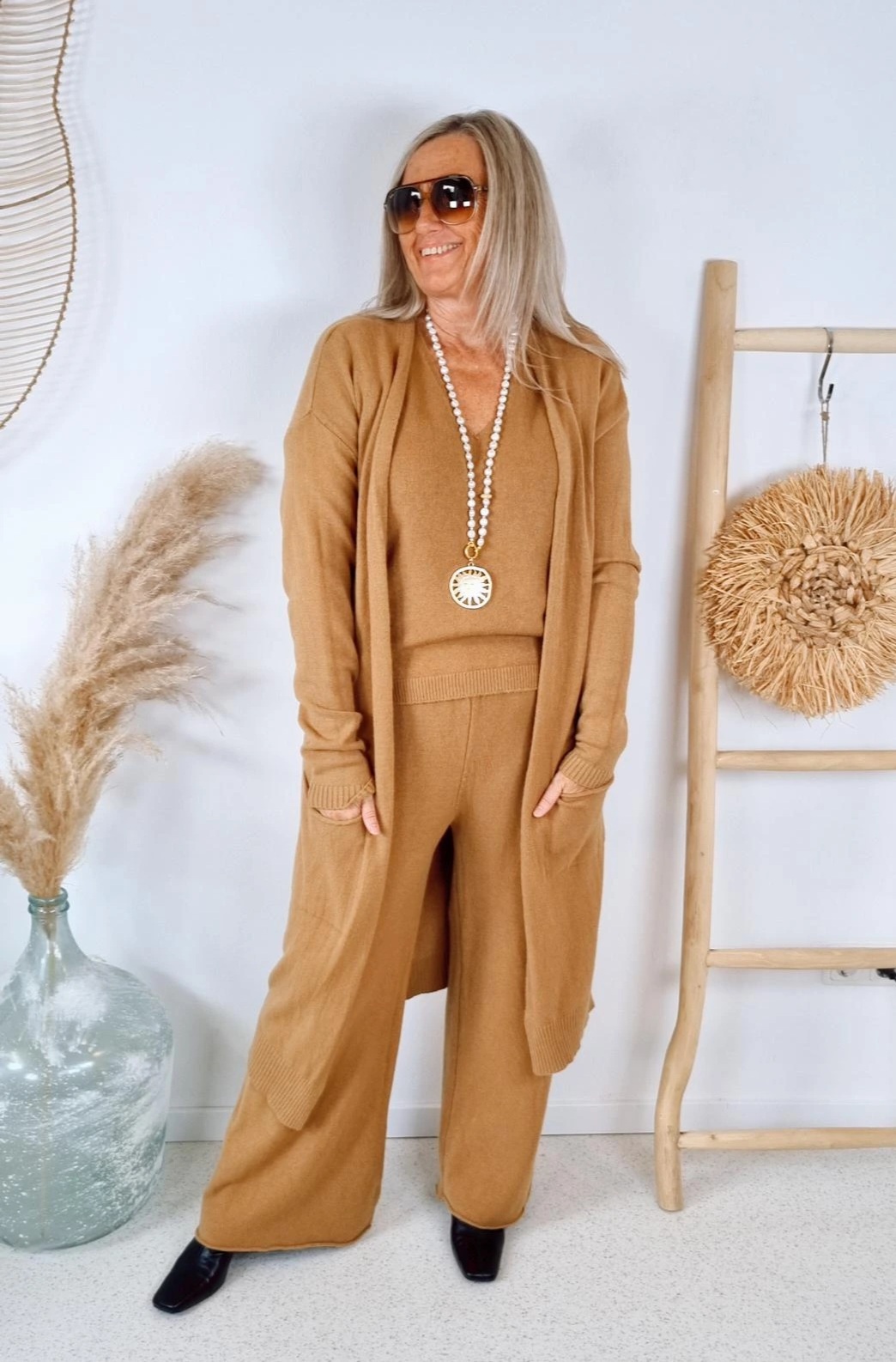 3-TEILIGES STRICK SET BEATRICE CAMEL 36-40 Made in Italy Hose Pullunder Mantel Cardigan 3-TEILIGES STRICK SET BEATRICE CAMEL 36-40 Made in Italy Hose Pullunder Mantel Cardigan
