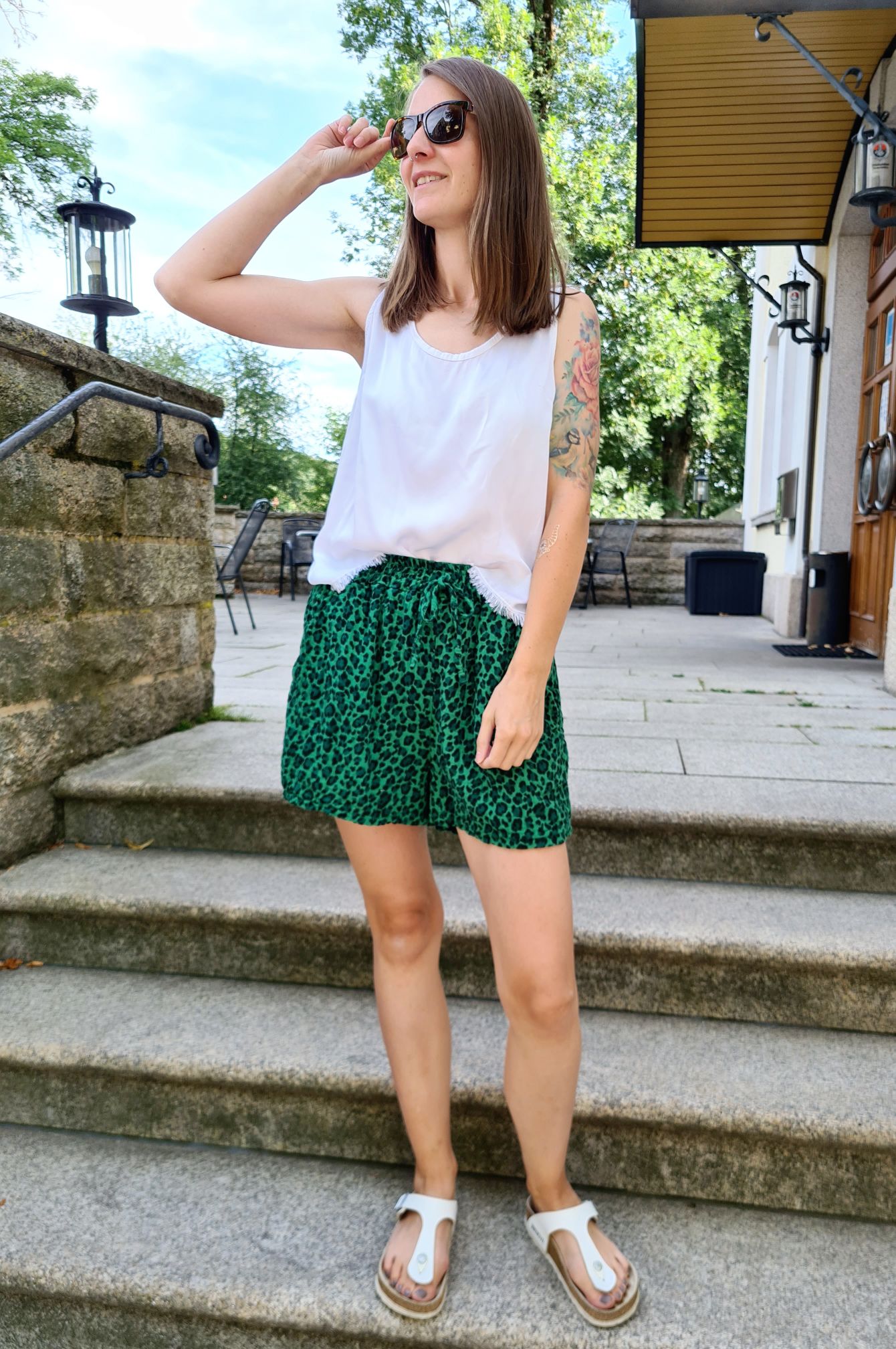 MUSSELIN SHORTS NERO LEO GRÜN 34-40/42 Made in Italy PANT kurze Hose Sommerhose Hotpants LEOPARD MUSSELIN SHORTS NERO LEO GRÜN 34-40/42 Made in Italy PANT kurze Hose Sommerhose Hotpants LEOPARD