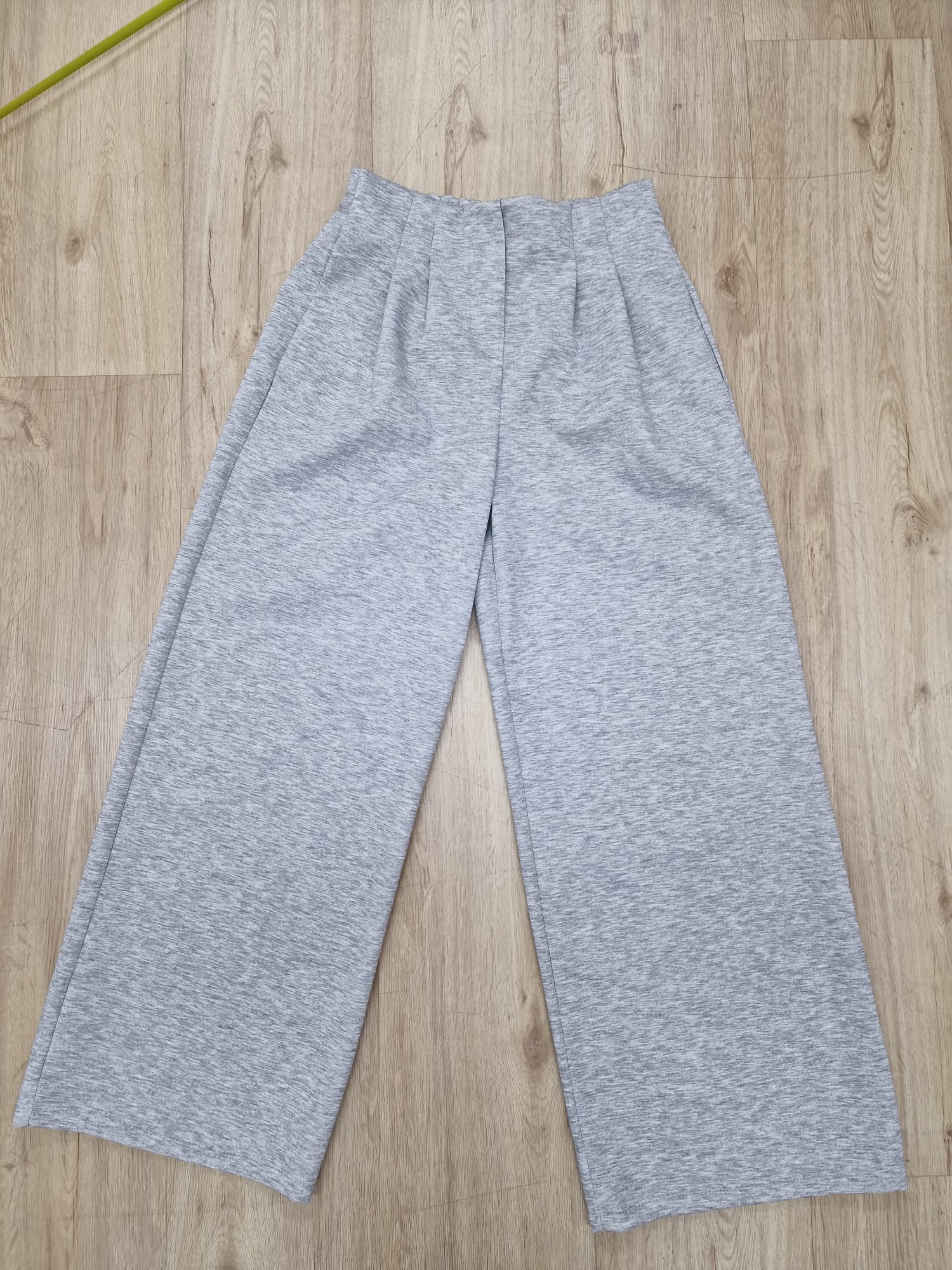 Hose Wide-Leg Butterweich mit Bundfalten HO0020 I Made in Italy 34-42/44