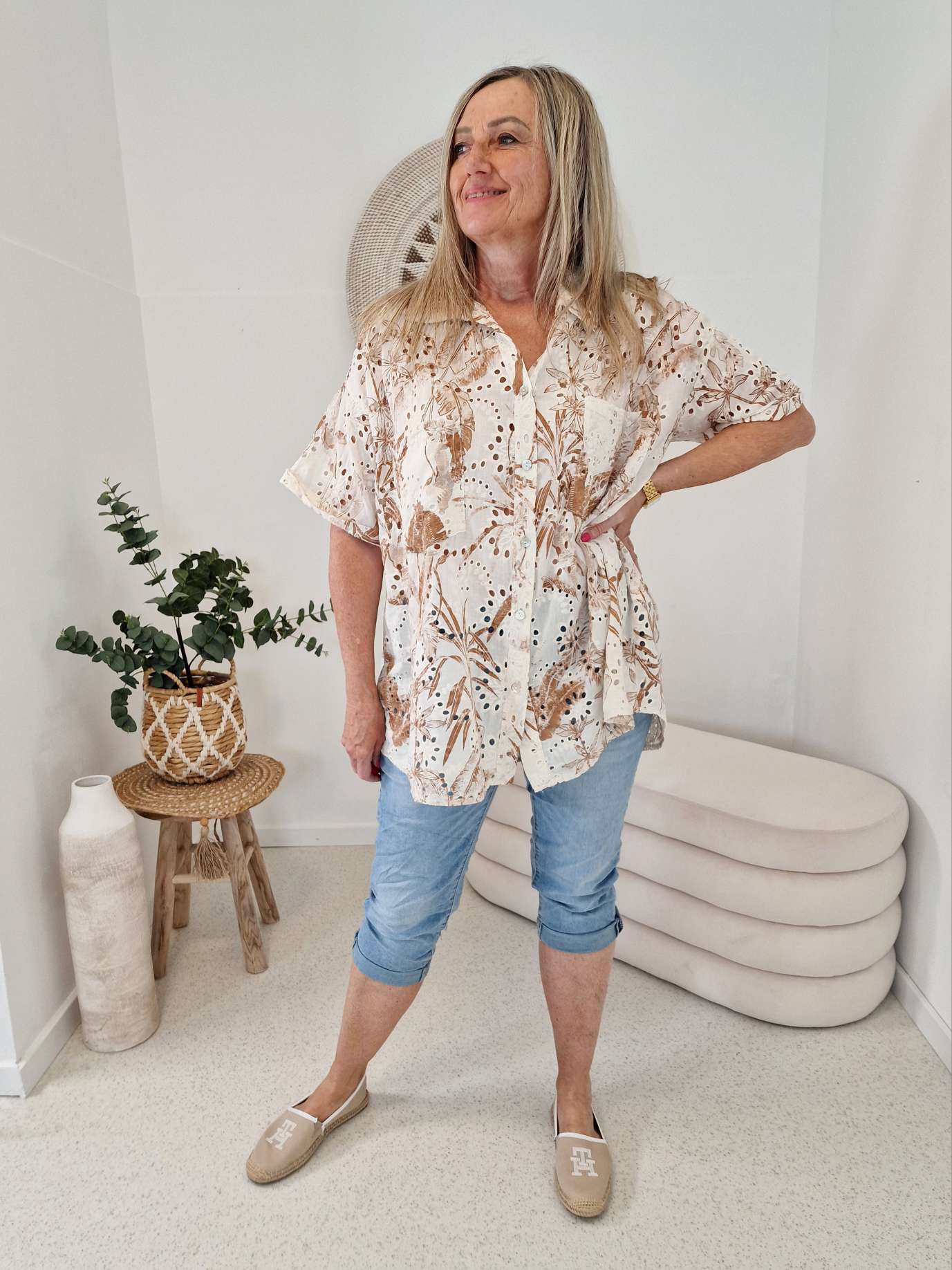 LOCHSTICKEREI BLUSE ROMANCE BEIGE Oversize 34-42/44 Hemd Hemdbluse Baumwolle LOCHSTICKEREI BLUSE ROMANCE BEIGE Oversize 34-42/44 Hemd Hemdbluse Baumwolle