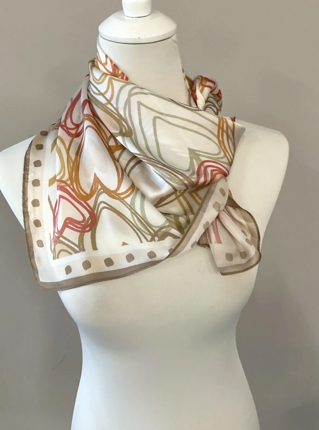 HALSTUCH KHAKI HEART Tuch Schal Nickituch Leo-Design