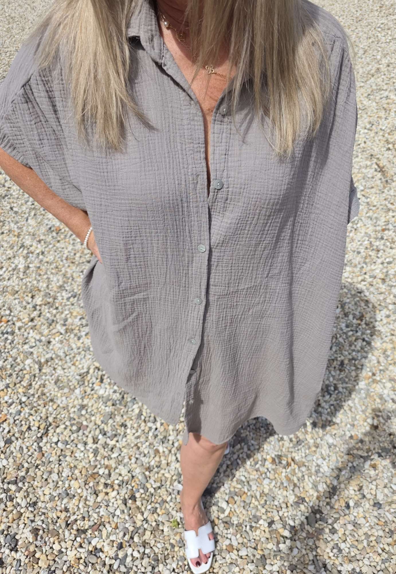 Taupe