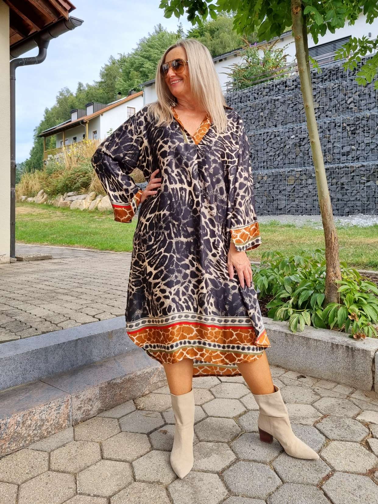 BLUSEN KLEID LUISE SCHWARZ langes Seiden Kleid Dress Longbluse Made in Italy 34-42 BLUSEN KLEID LUISE SCHWARZ langes Seiden Kleid Dress Longbluse Made in Italy 34-42