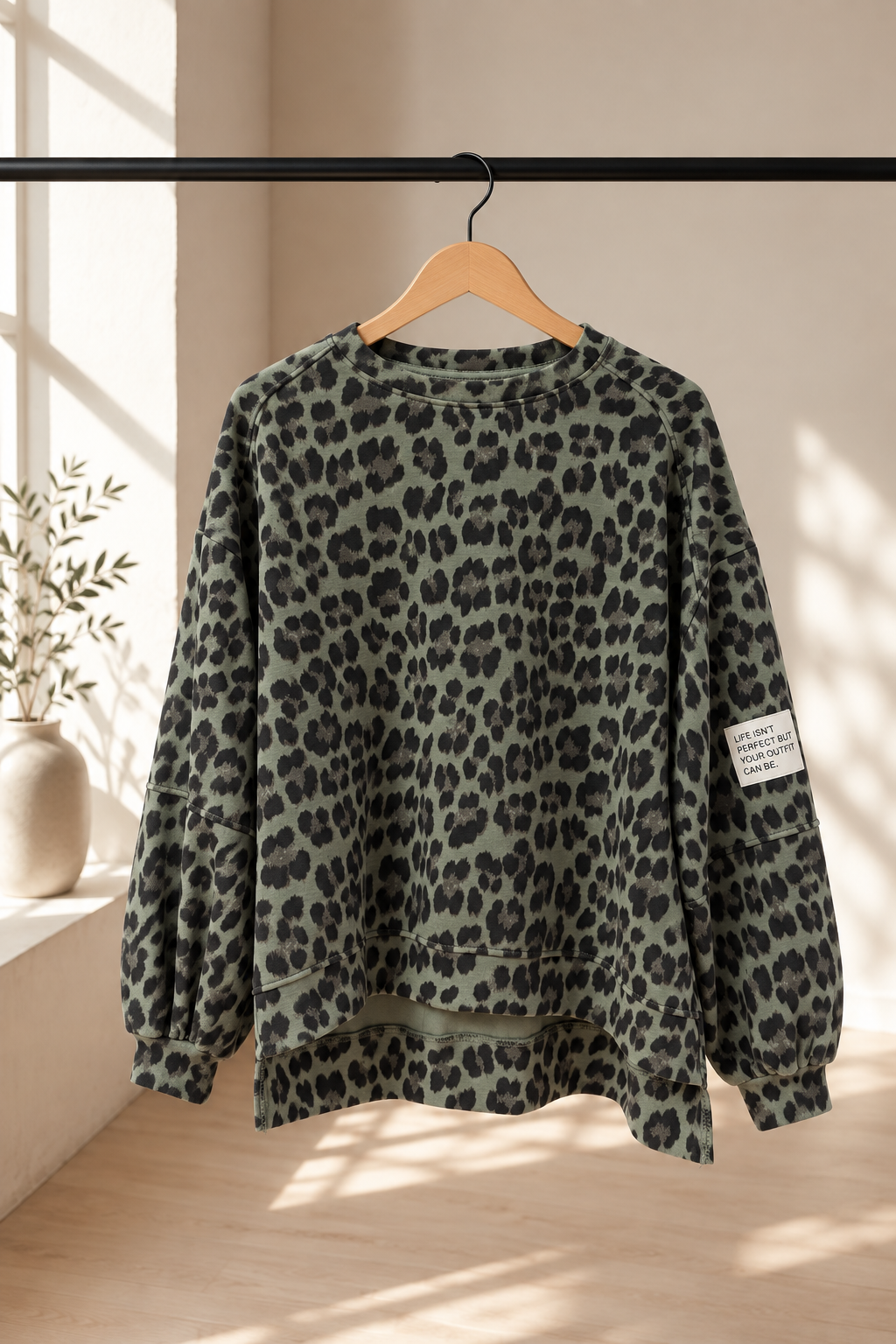 Sweater Leo Patch Juna Made in Italy 34-42 Sweatshirt