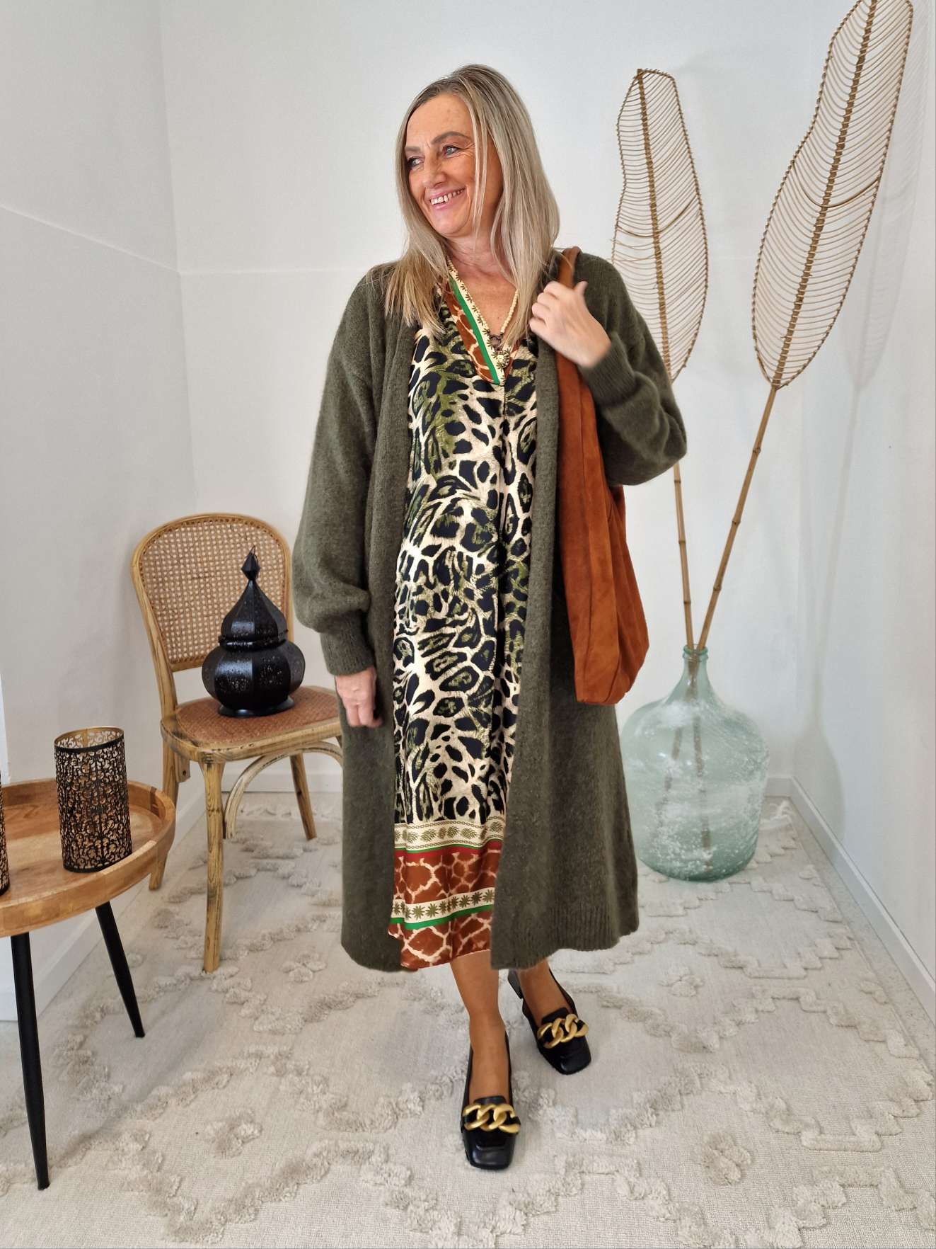 BLUSEN KLEID LUISE KHAKI langes Seiden Kleid Dress Longbluse Made in Italy 34-42 BLUSEN KLEID LUISE KHAKI langes Seiden Kleid Dress Longbluse Made in Italy 34-42