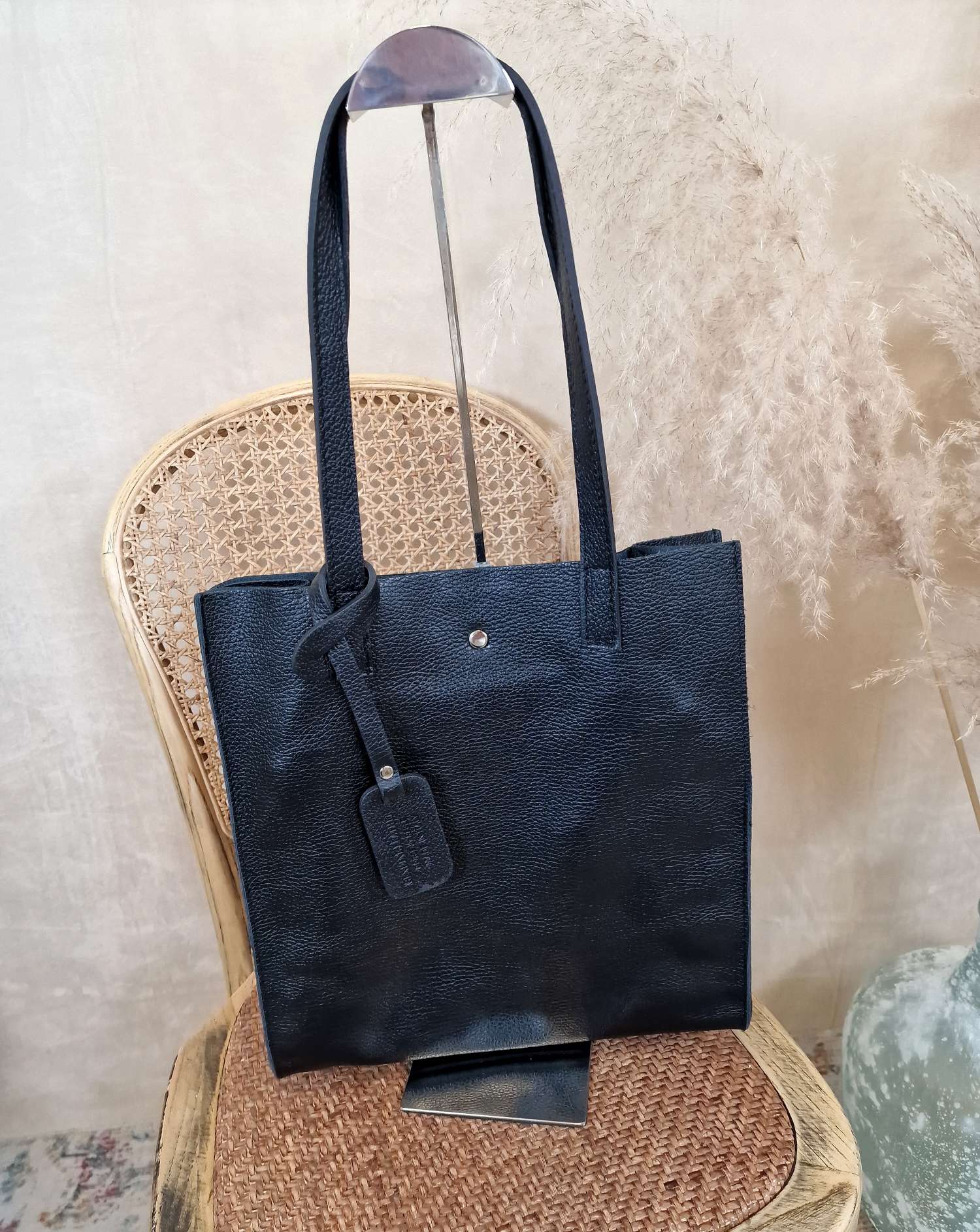 LEDER SHOPPER LYNN SCHWARZ Made in Italy Echtleder Tasche Schultertasche versch. Farben Kopie LEDER SHOPPER LYNN SCHWARZ Made in Italy Echtleder Tasche Schultertasche versch. Farben Kopie
